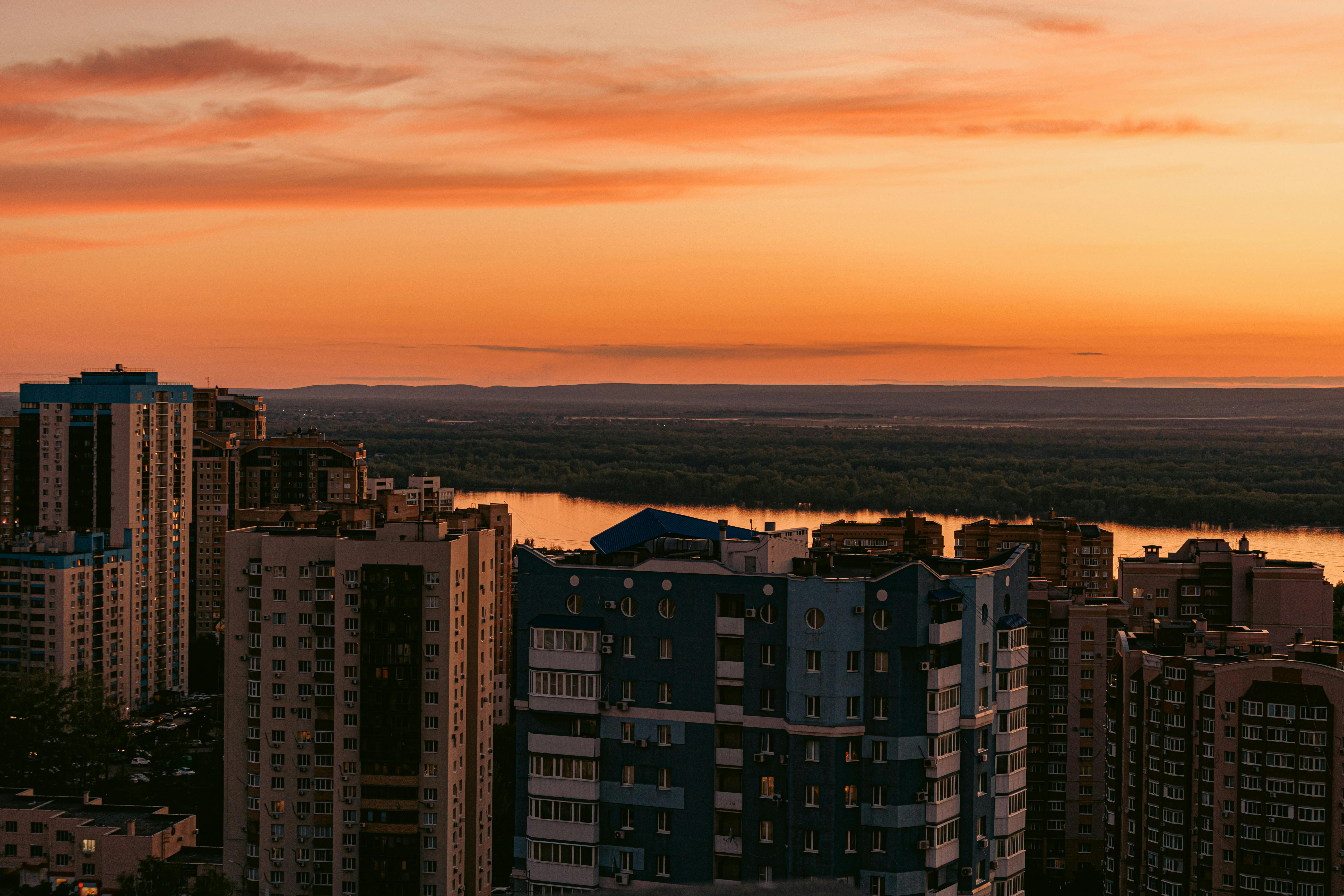Bezos-backed real estate startup Arrived raises $27M to help fuel new 'stock market' for rental properties — Photo by Daniil 