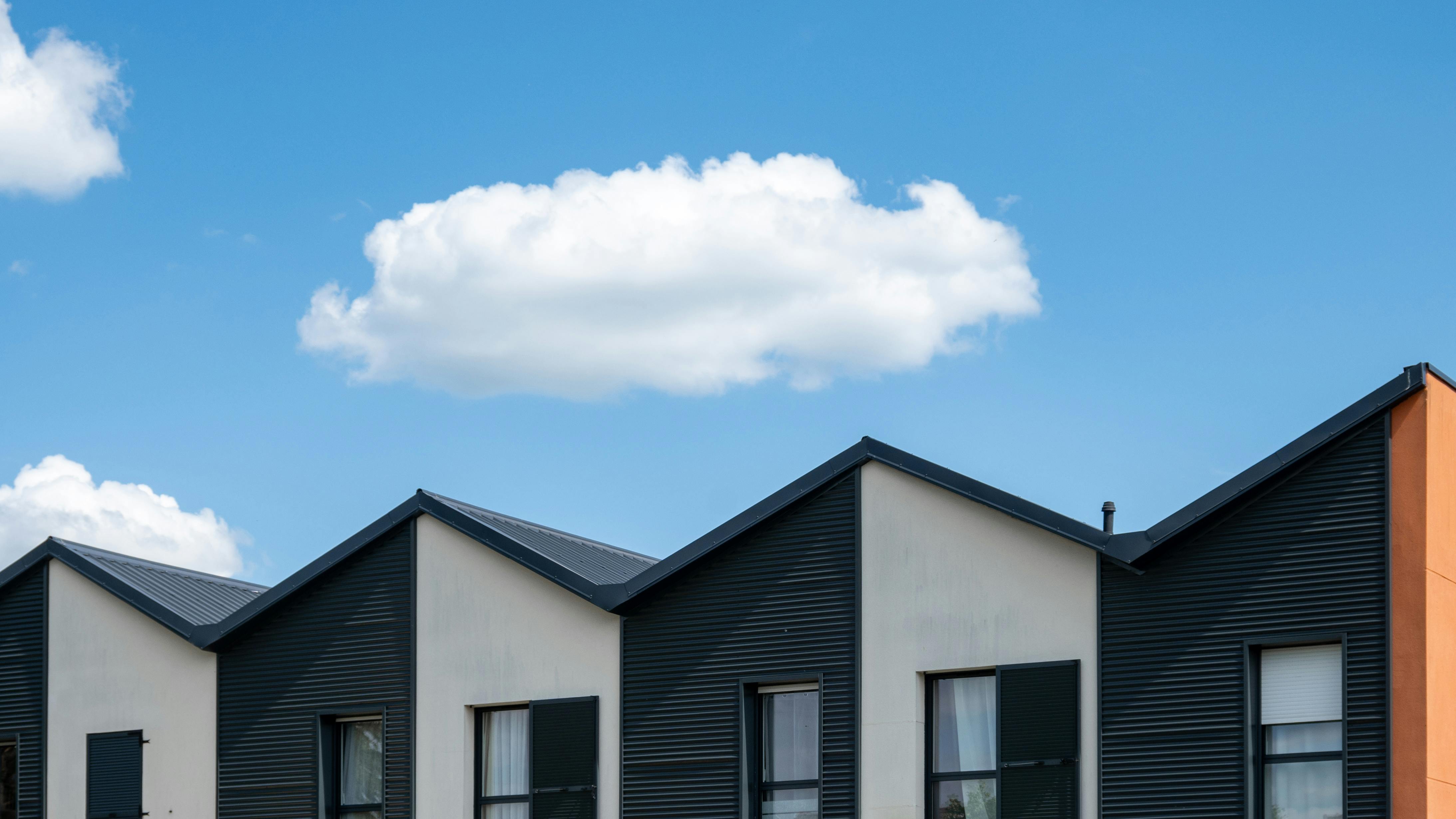 We’ve built a property management tool for small landlords — Photo by Bingqian Li on Pexels