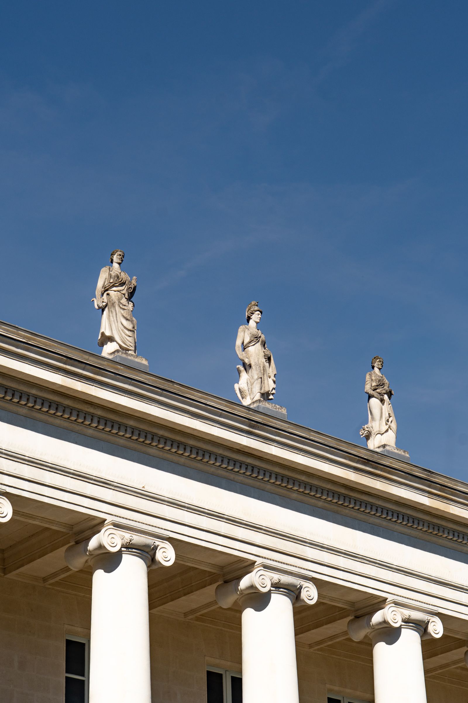 Façade néoclassique du centre de Nantes