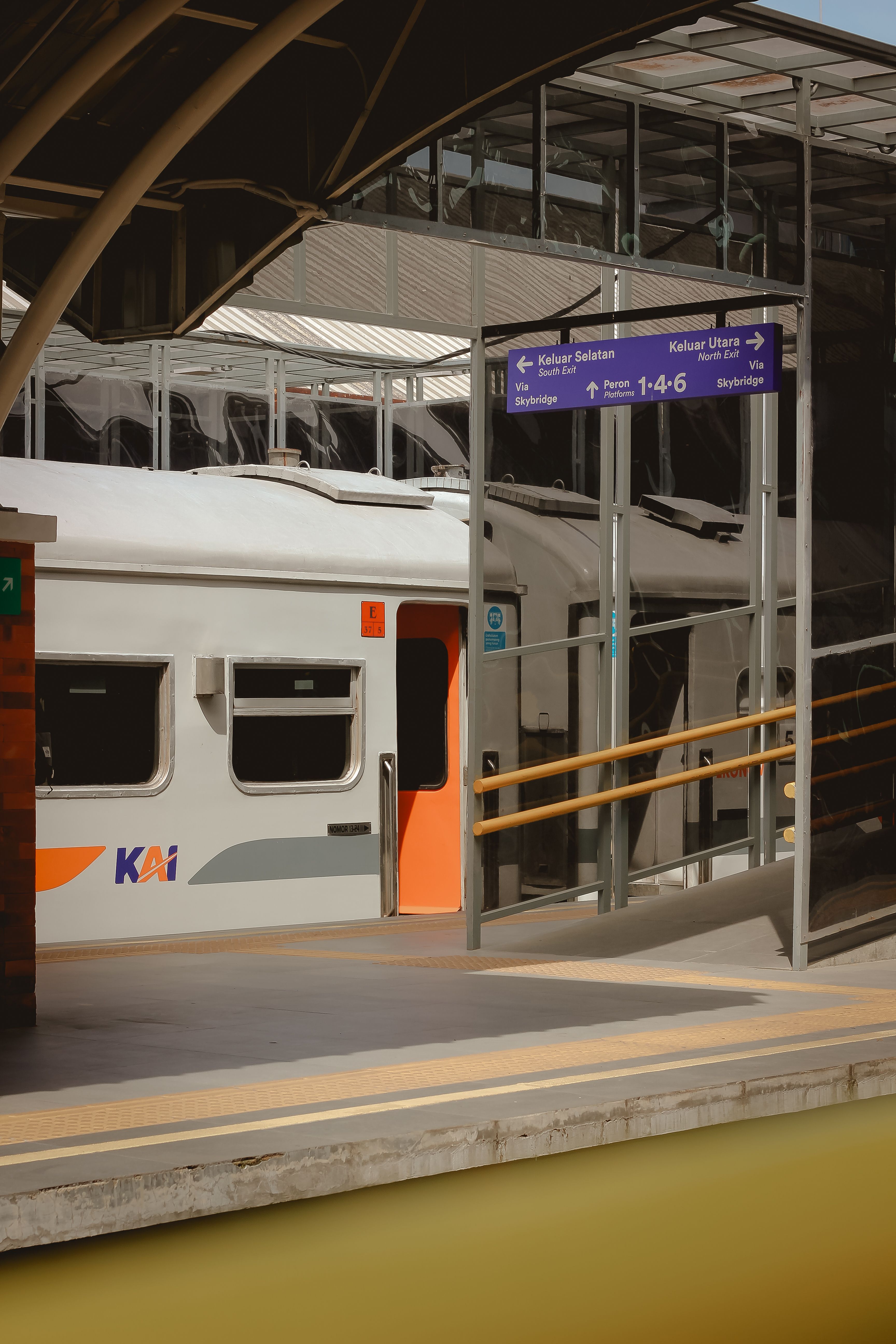 Modern KAI Train at West Java Station · Free Stock Photo