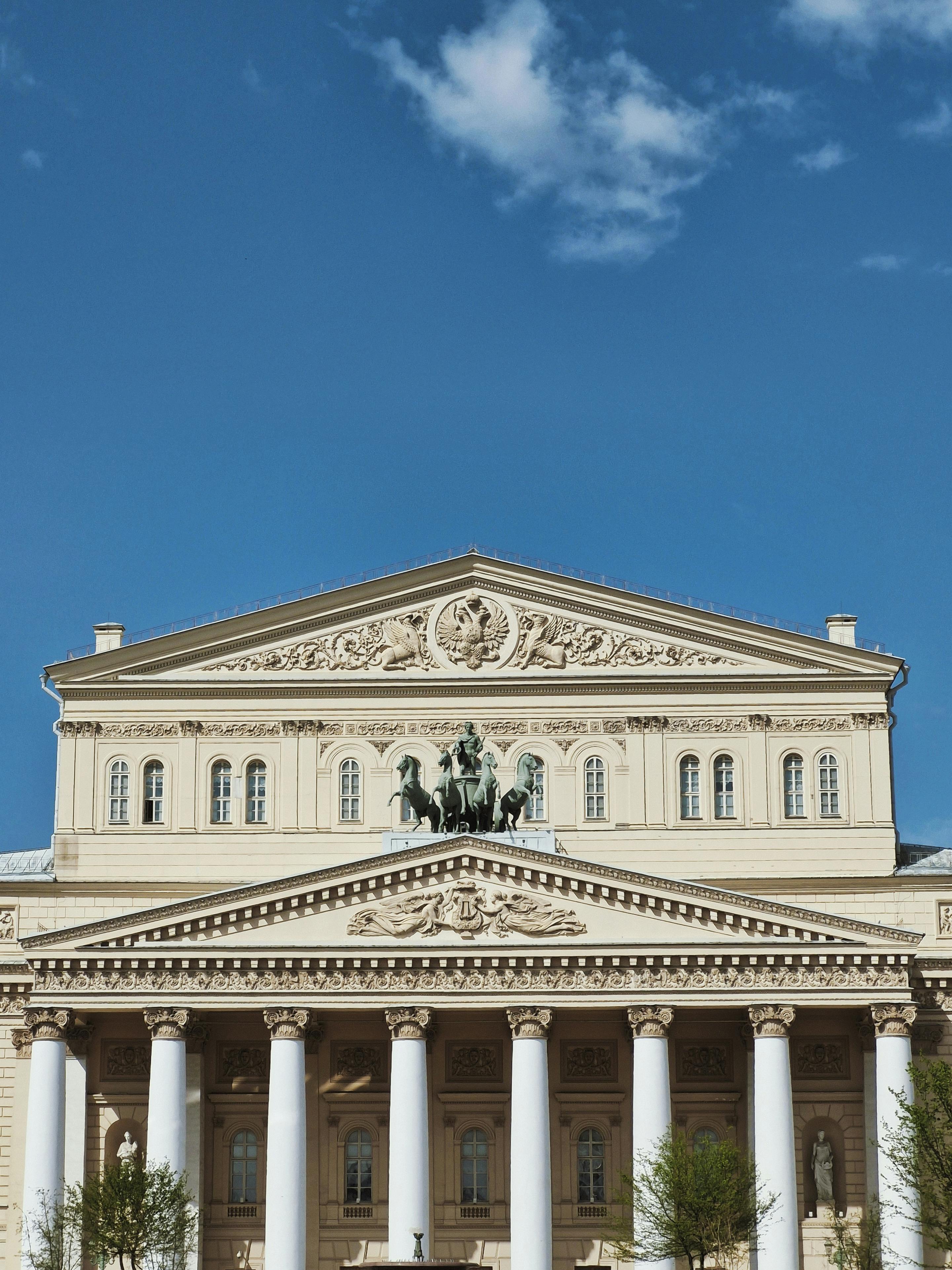 Ücretsiz @dış mekan, açık-fotoğrafçılık, alınlık içeren Ücretsiz stok fotoğraf Stok Fotoğraflar