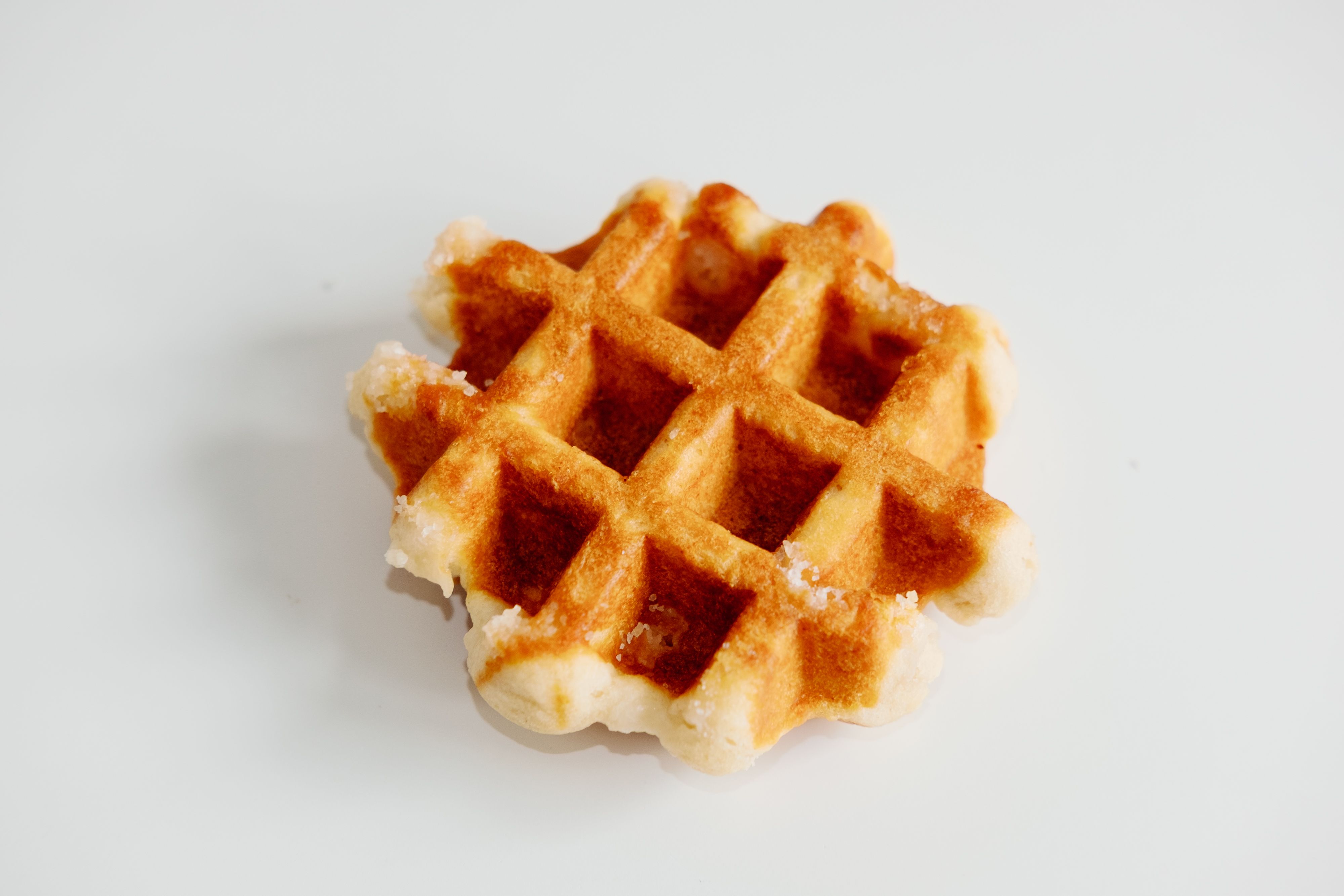 Belga liège-i gofri – karamellizált gyöngycukros utcai finomság – Belgian Liege waffle caramelized pearl sugar street food