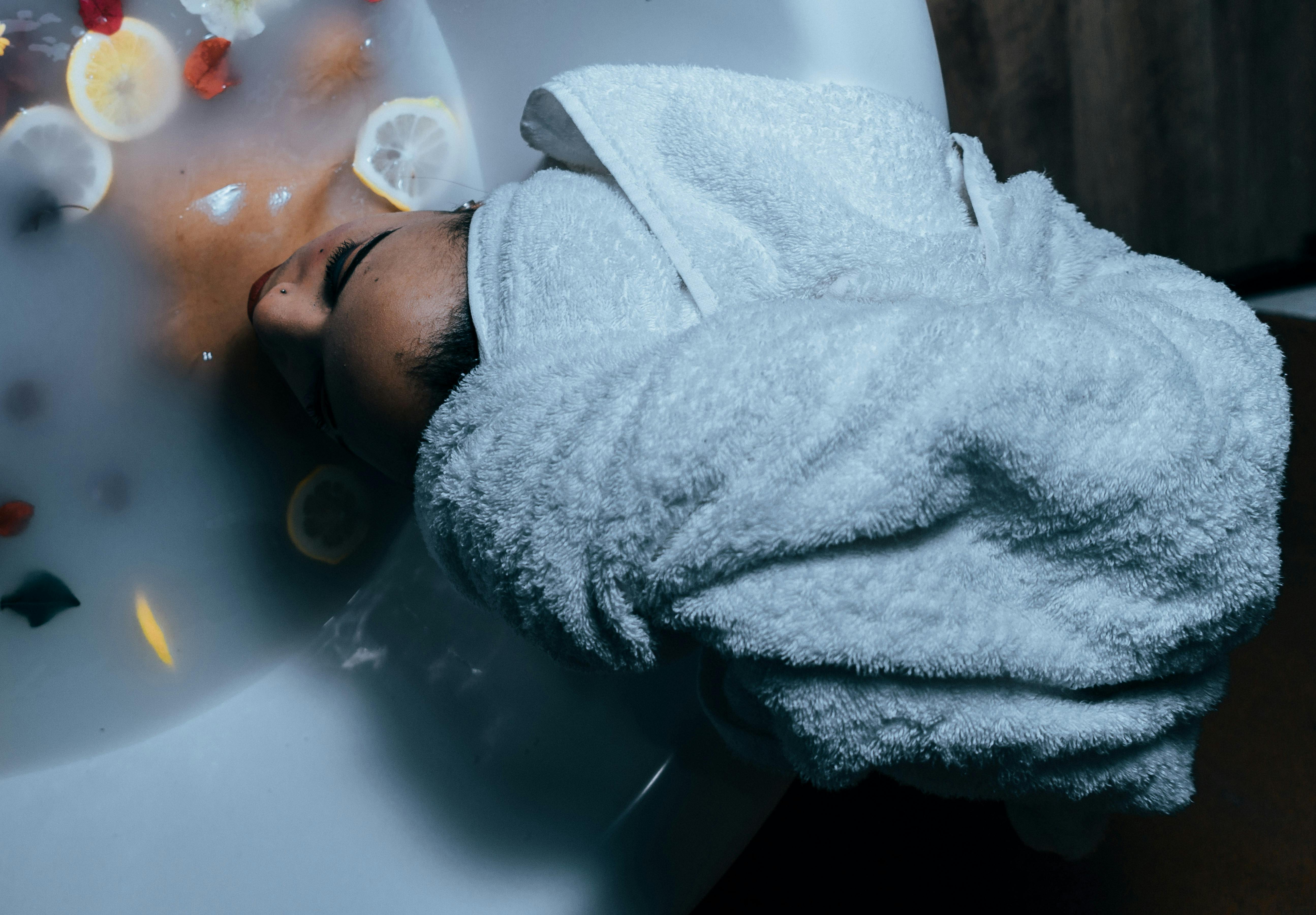 Free stock photo of bath towels, bath tub, head towel