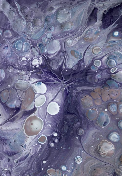 Free Vibrant abstract fluid art with swirling purple tones and organic shapes, creating a visually striking composition. Stock Photo