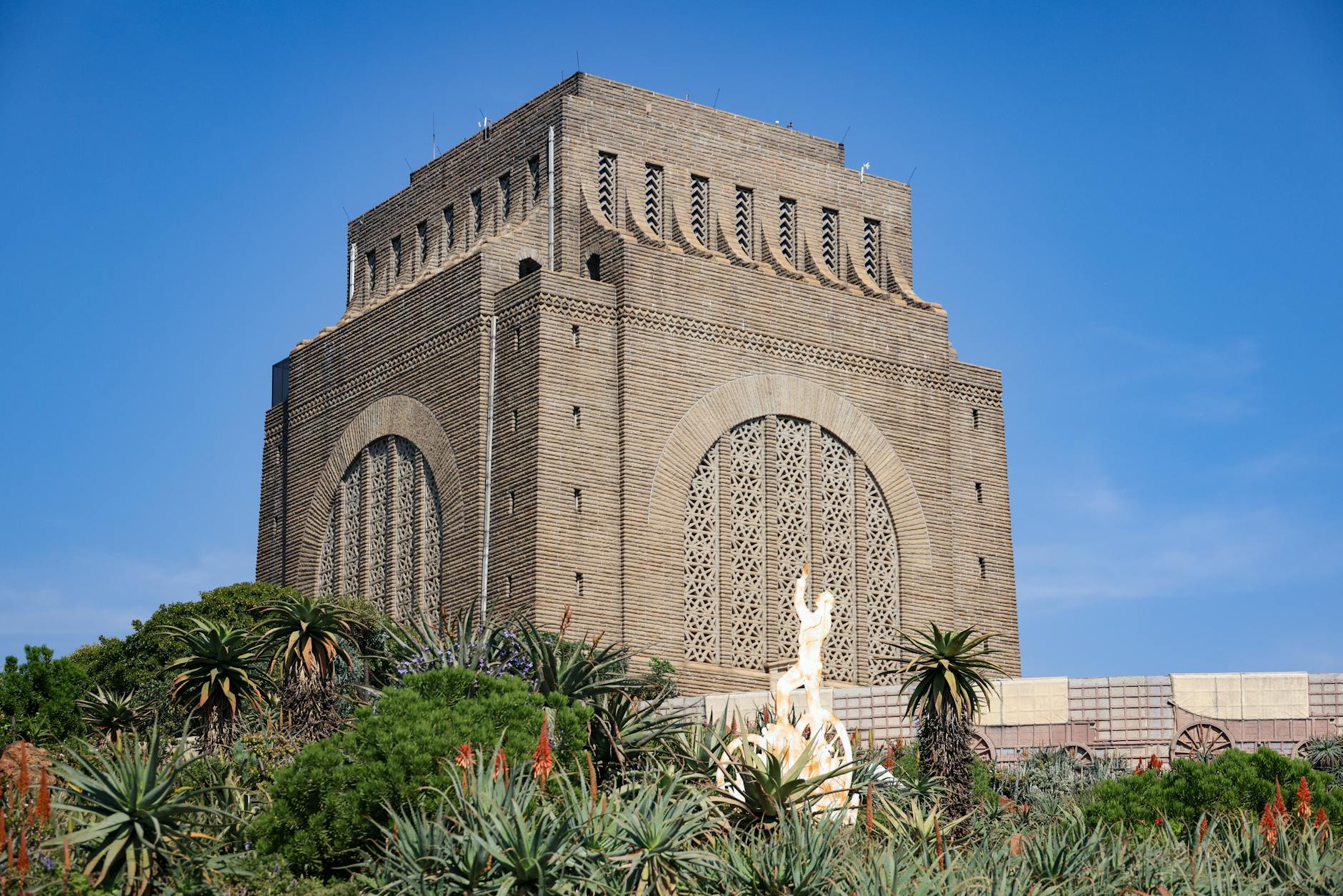 Popular sights in Gauteng Landmarks in Gauteng
