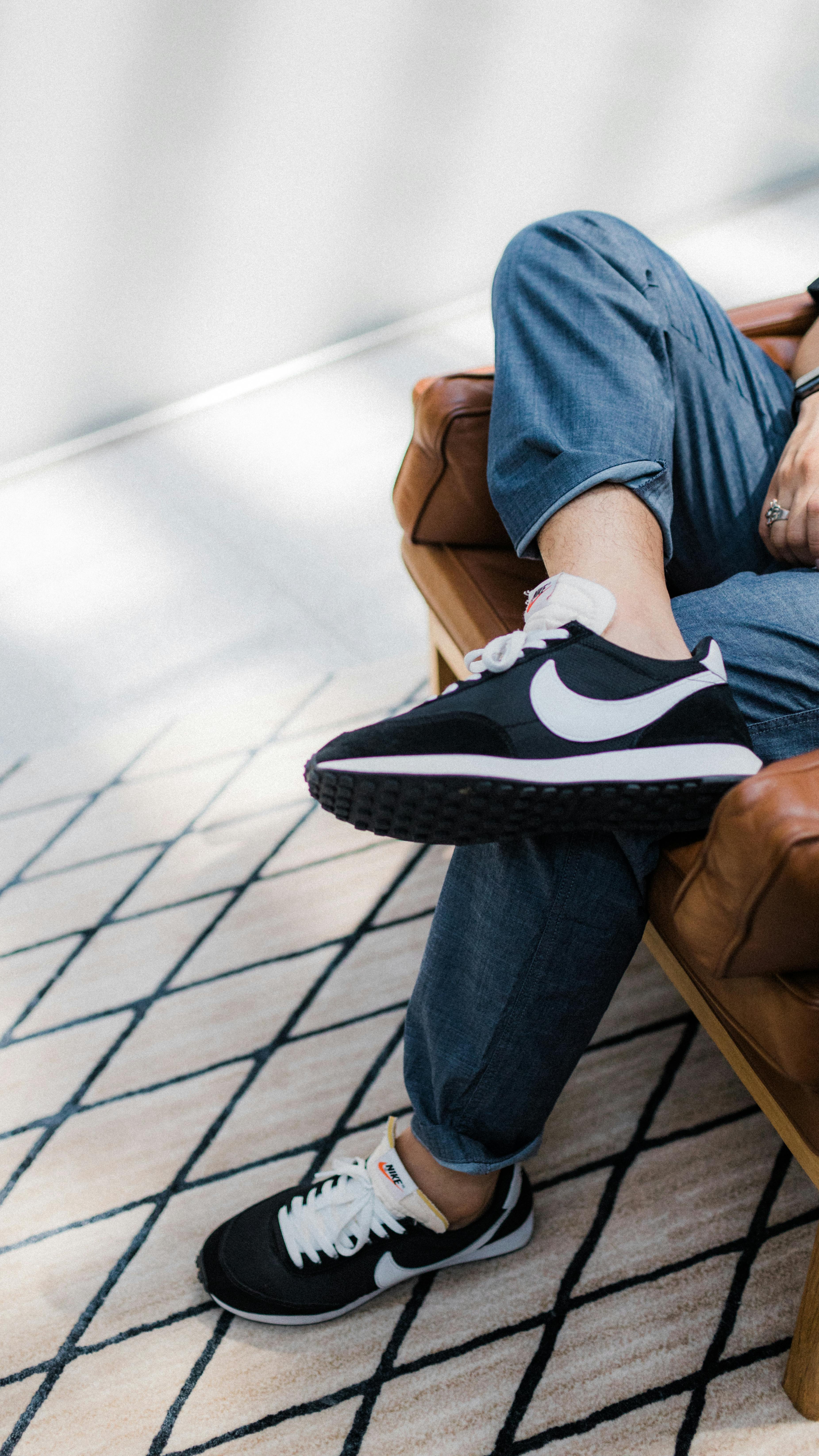 nike air tailwind 79 black on feet