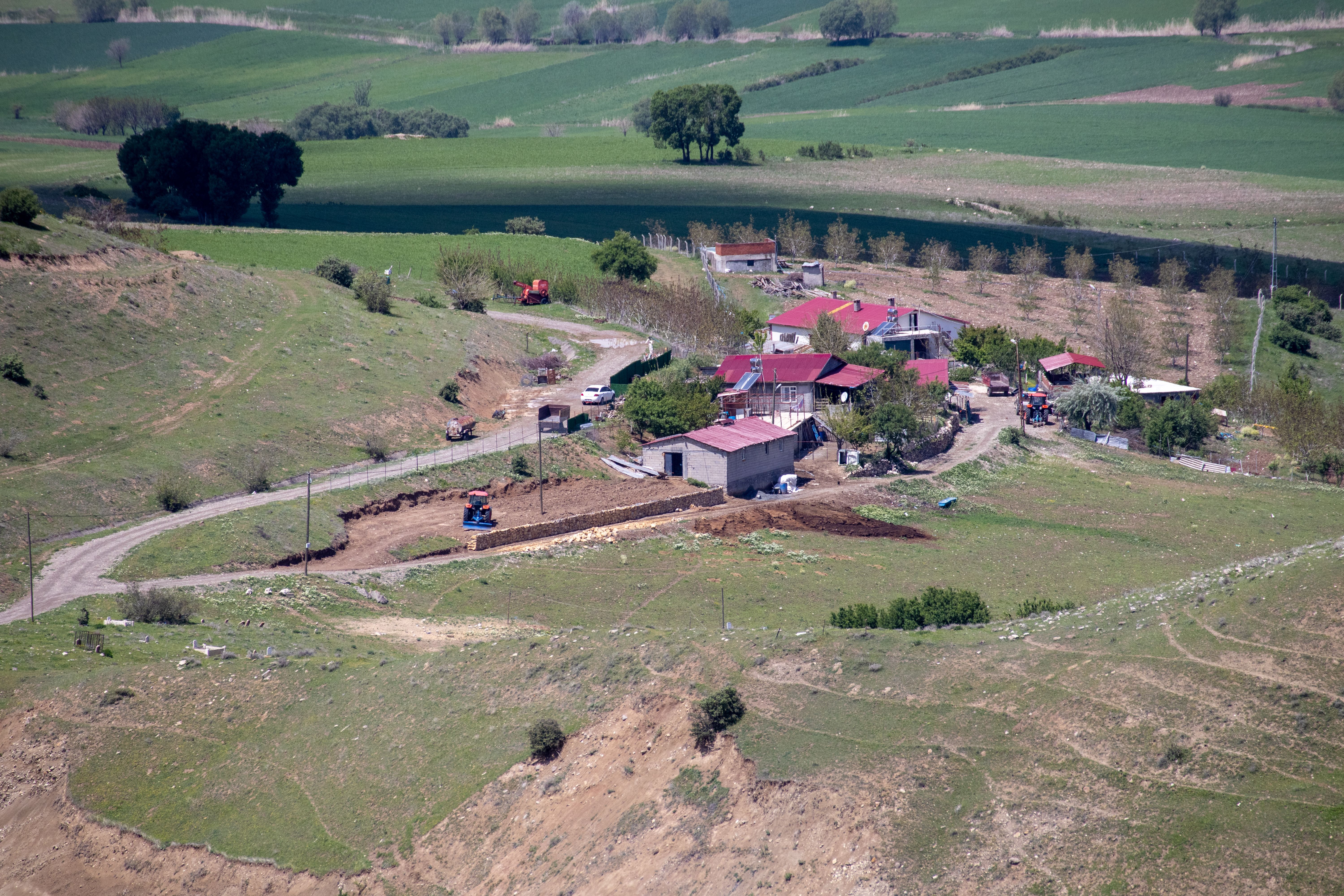 Aerial View of Rural Farm in Elazığ, Türkiye · Free Stock Photo