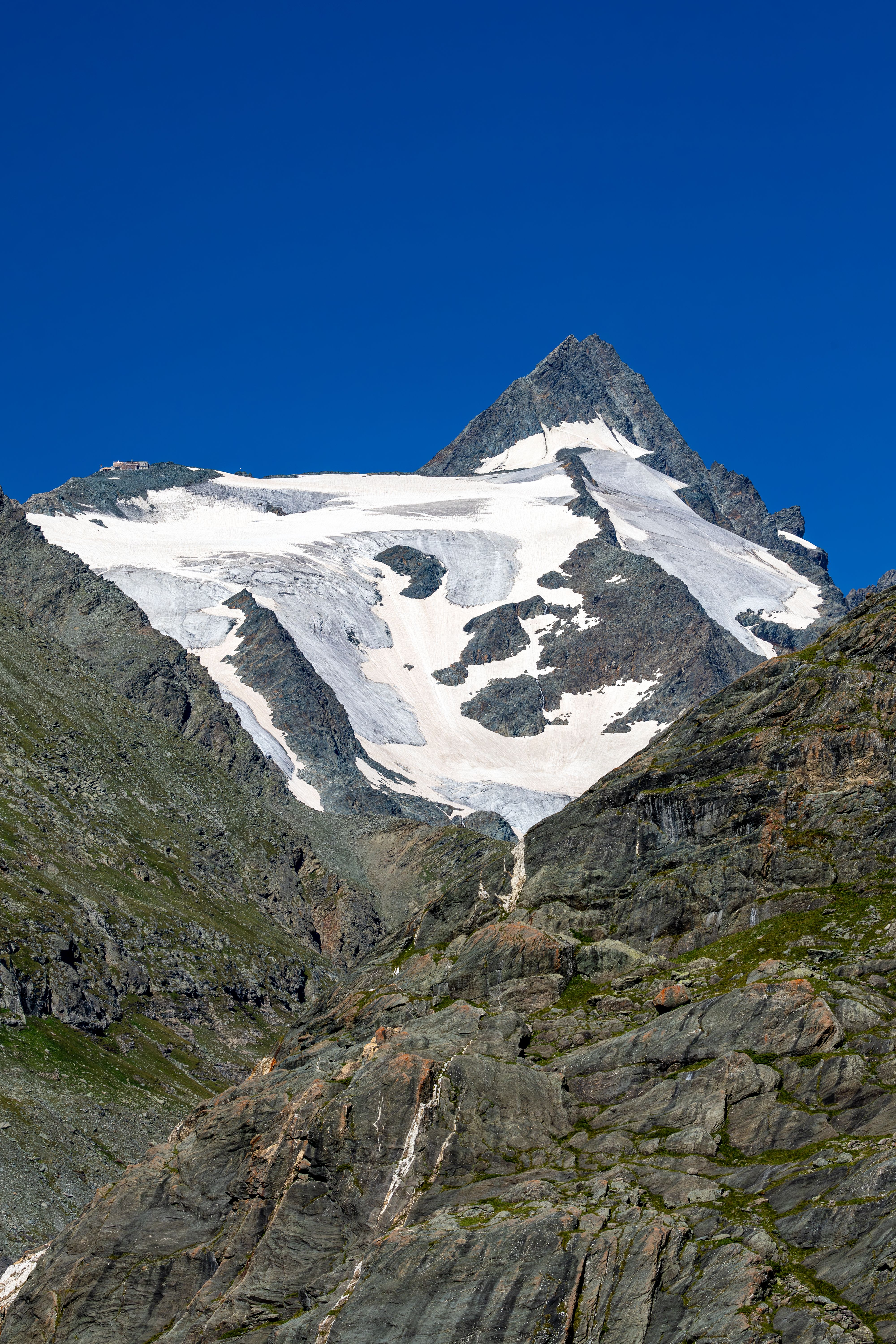Majestic Alpine Peaks in Korutany, Austria · Free Stock Photo