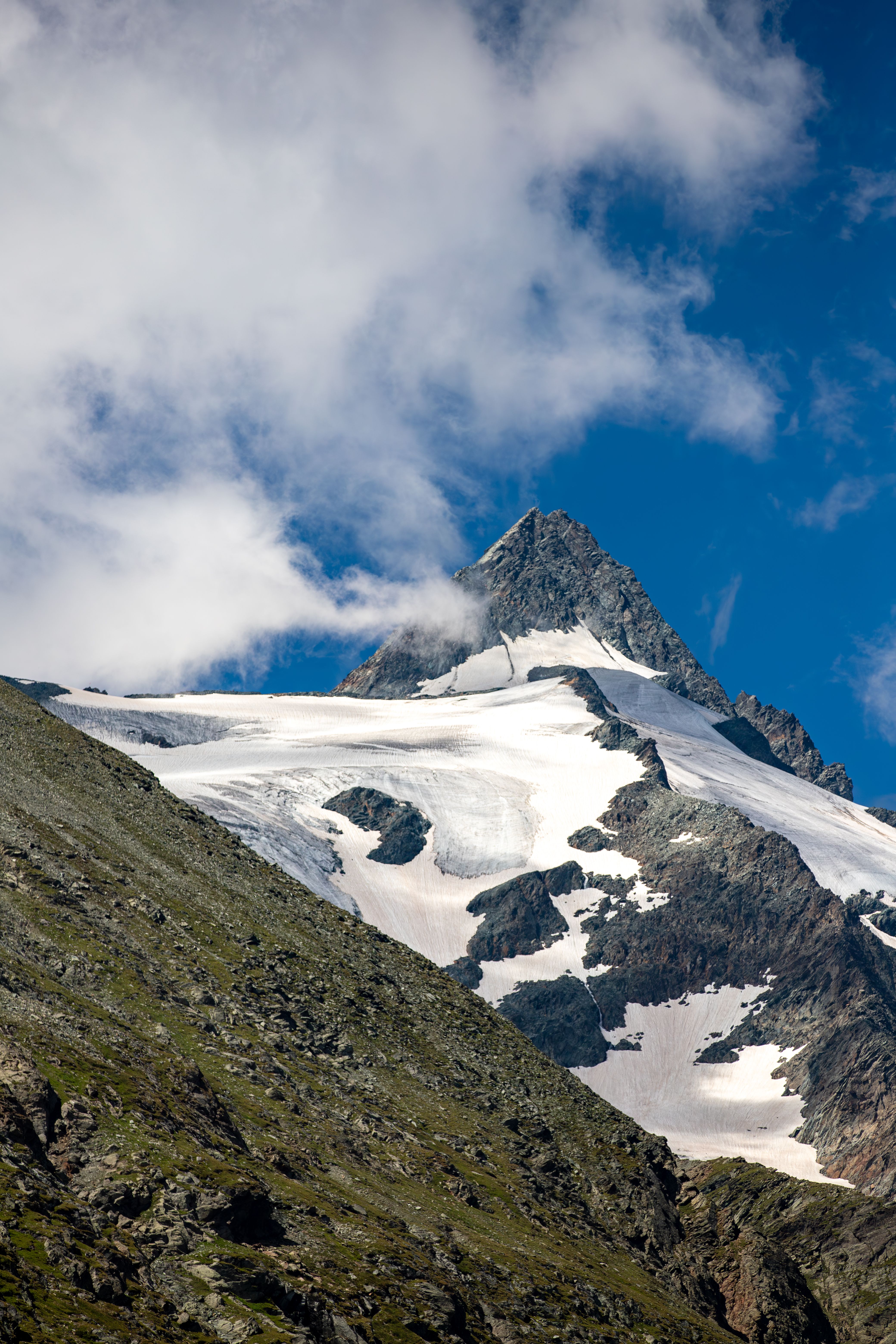 Majestic Alpine Peak in Korutany, Austria · Free Stock Photo
