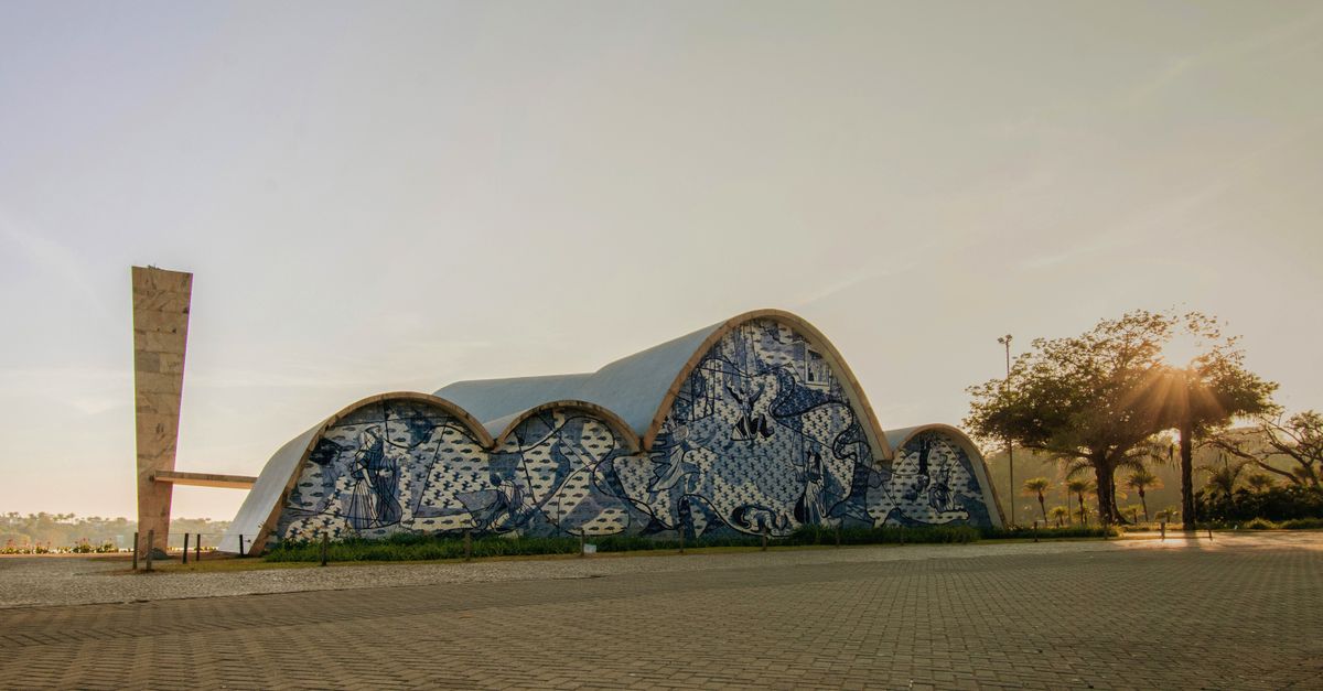 Angola travel destination