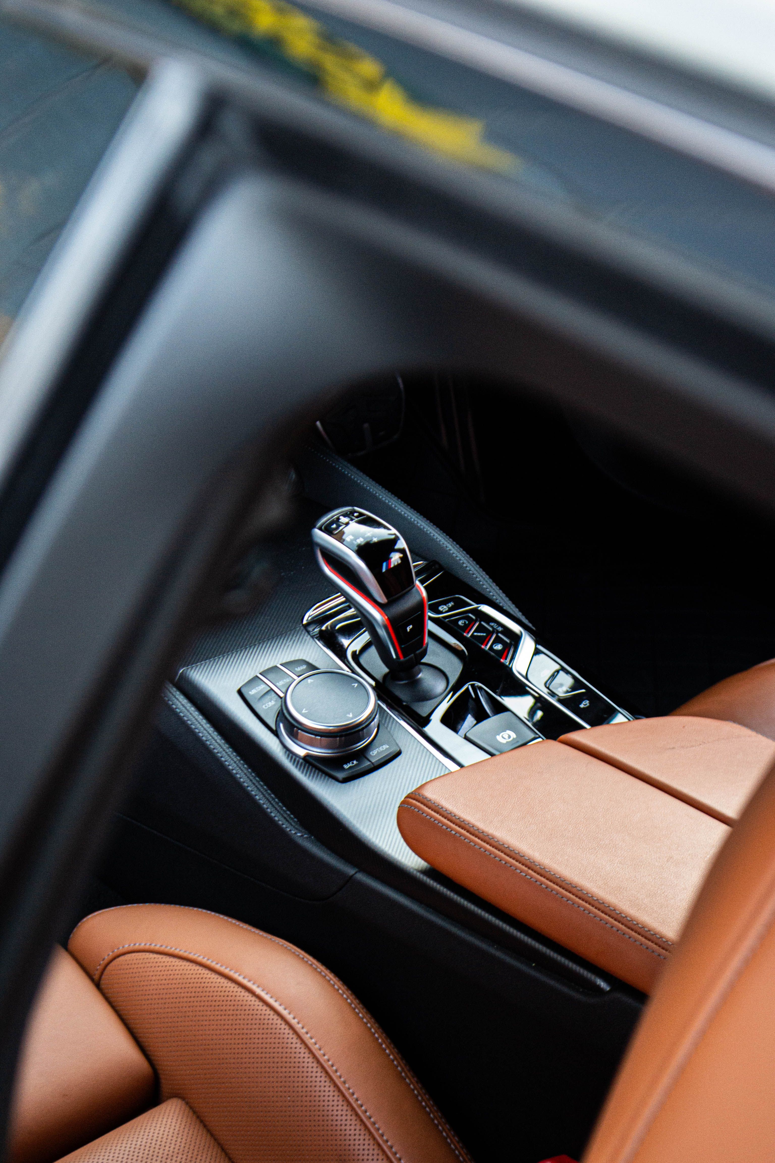 Modern Luxury Car Interior with Gear Shift · Free Stock Photo