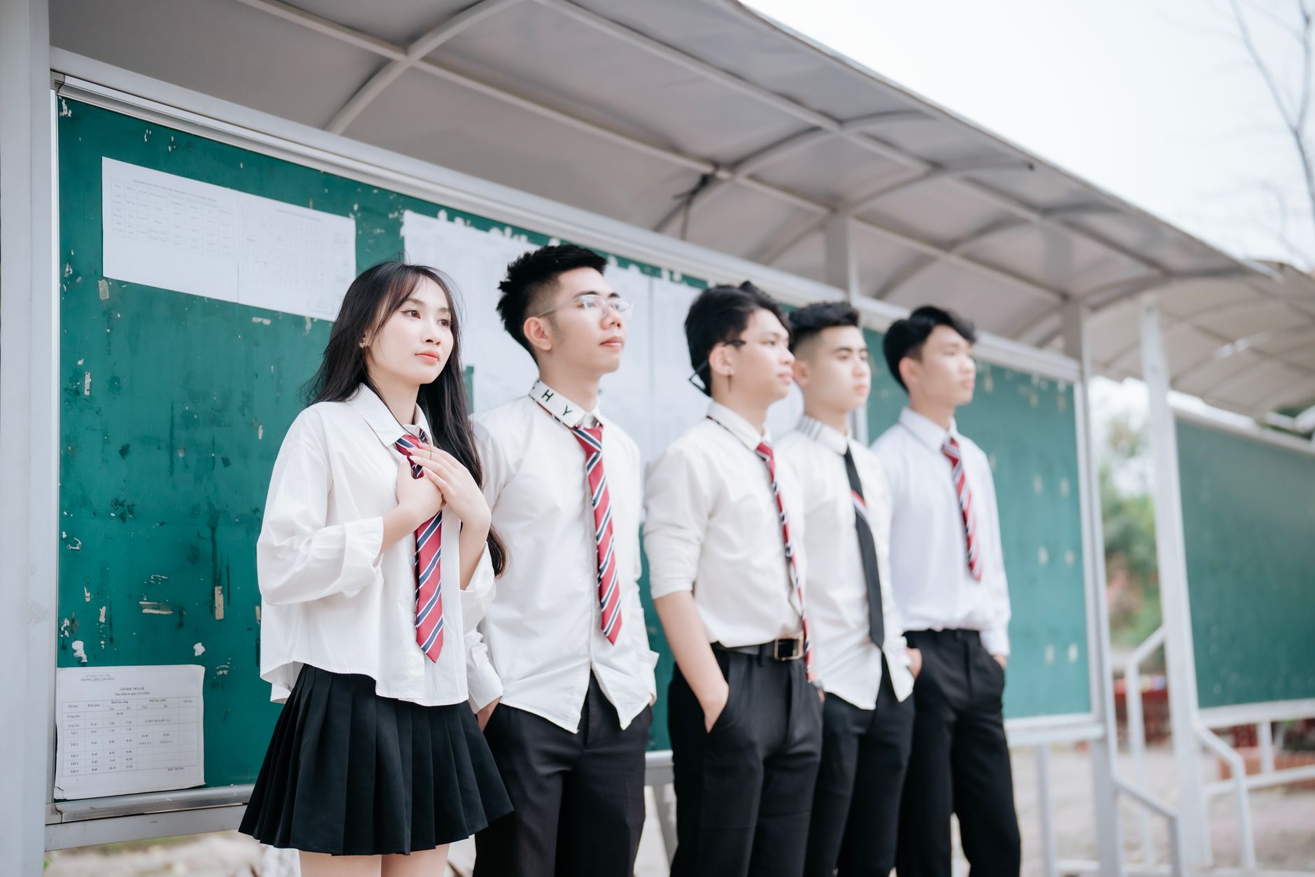 Luyện thi với AI giúp tiết kiệm thời gian và chi phí đáng kể.