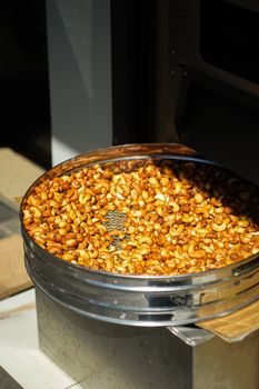 Roasted Whole Cashews Roasted