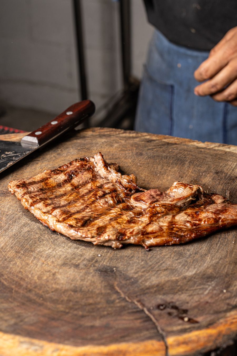 Churrasquito de res asado y listo para servir