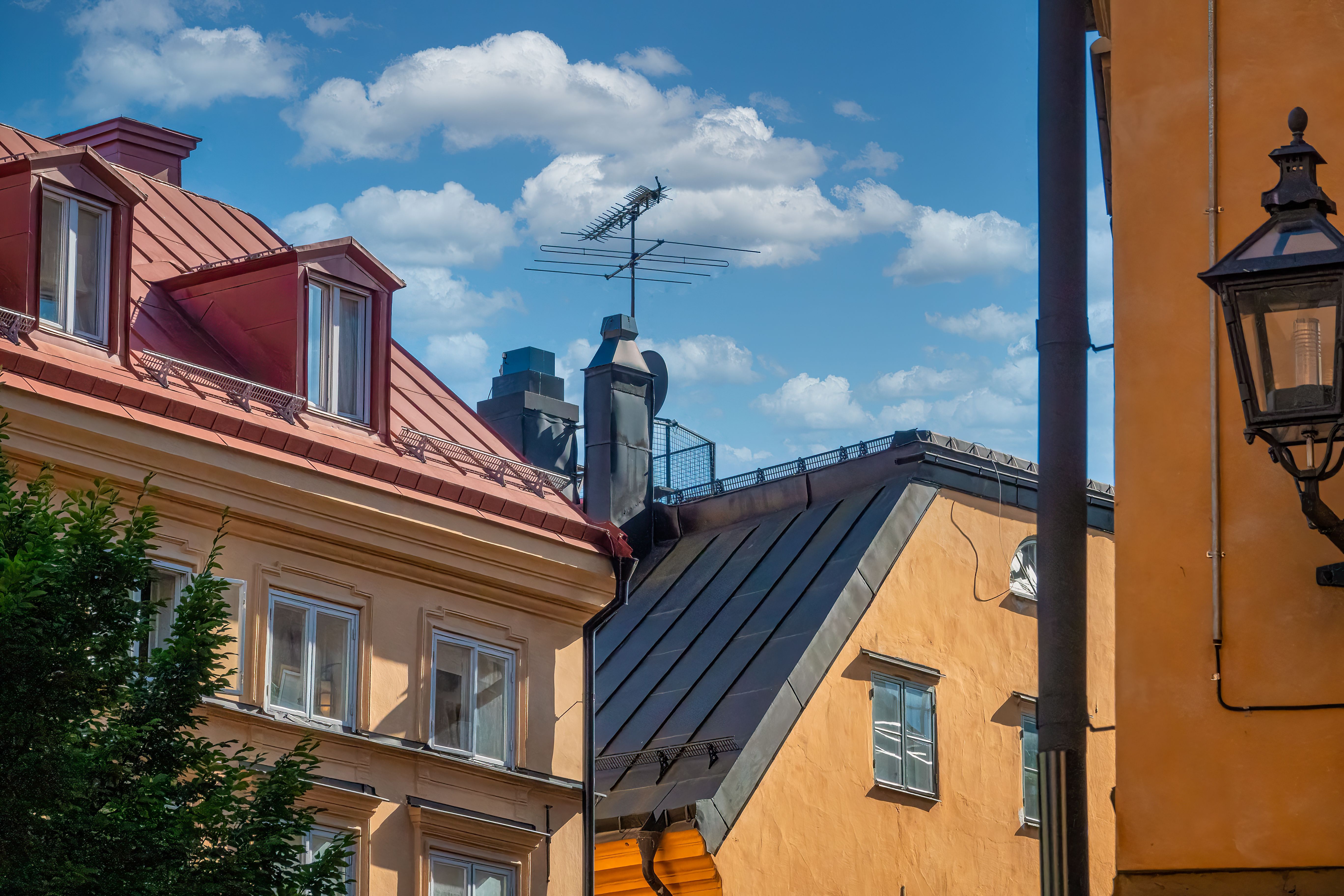 Cocktail bar rooftop Spökhuset avec vue sur Gamla Stan