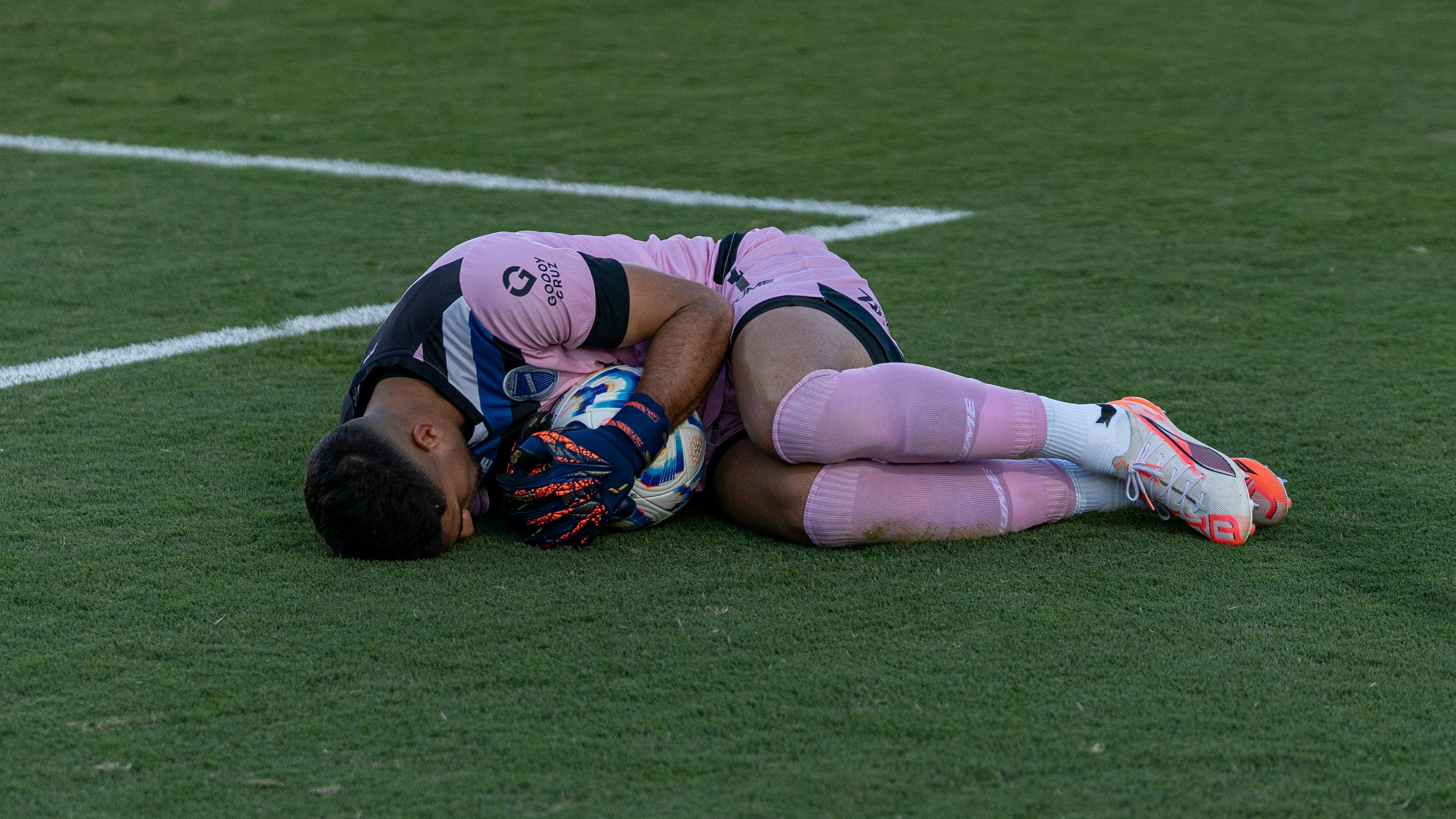 Sleep, Athletic Performance, and Recovery — Photo by Franco Monsalvo on Pexels