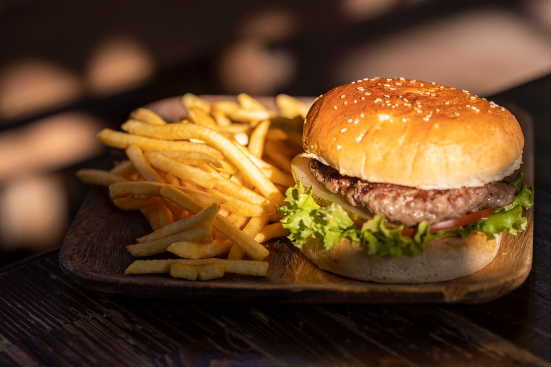 Classic Smash Cheeseburger