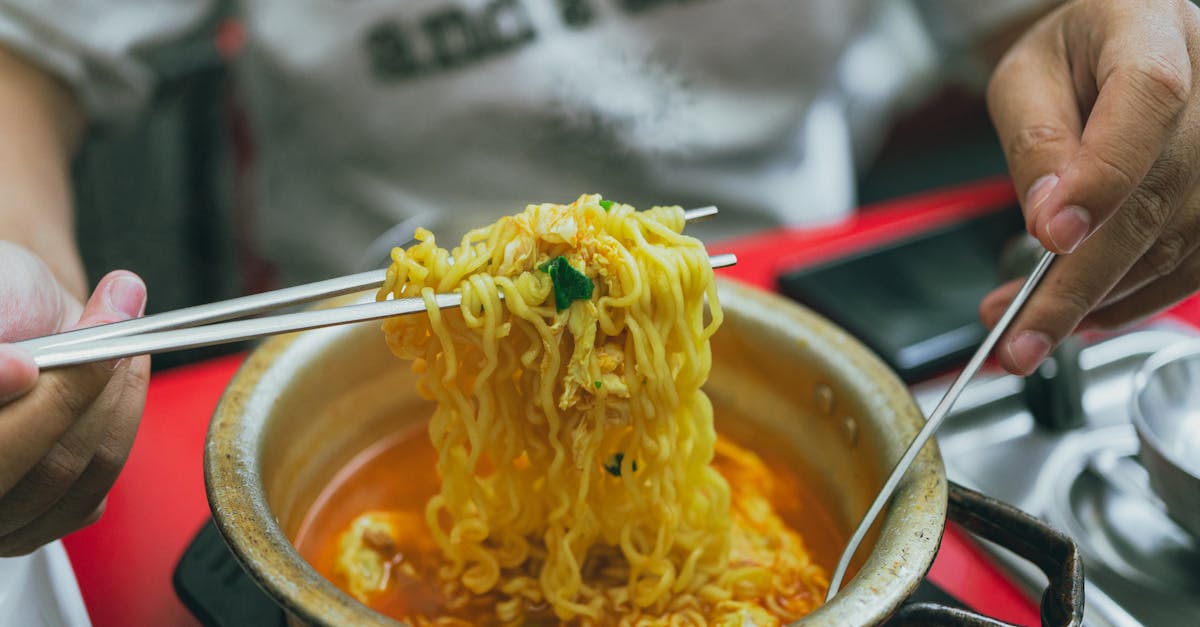 生活:《火影忍者》迷必訪!一樂拉麵台北新店開幕,鳴人與九喇嘛