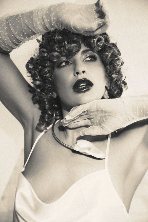 Vintage Glamour Portrait of a Woman · Free Stock Photo