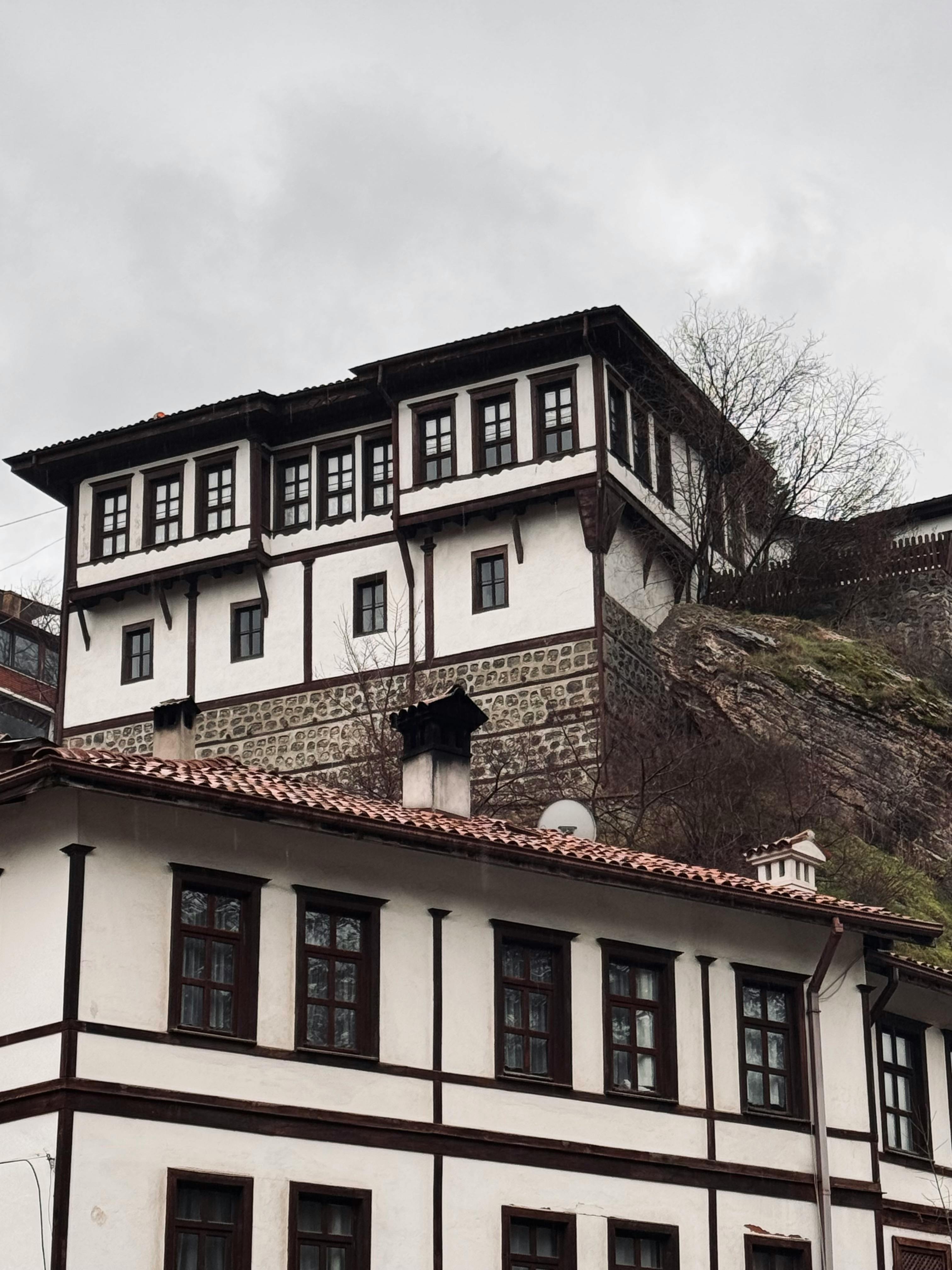 Edificio Window Scale Photos, Download The BEST Free Edificio Window ...