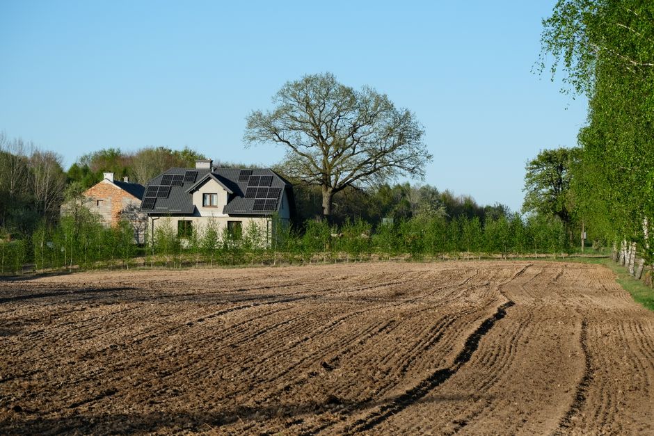 Working 24/7 and Still Broke in 2026: Why Homesteading Income Doesn't Add Up