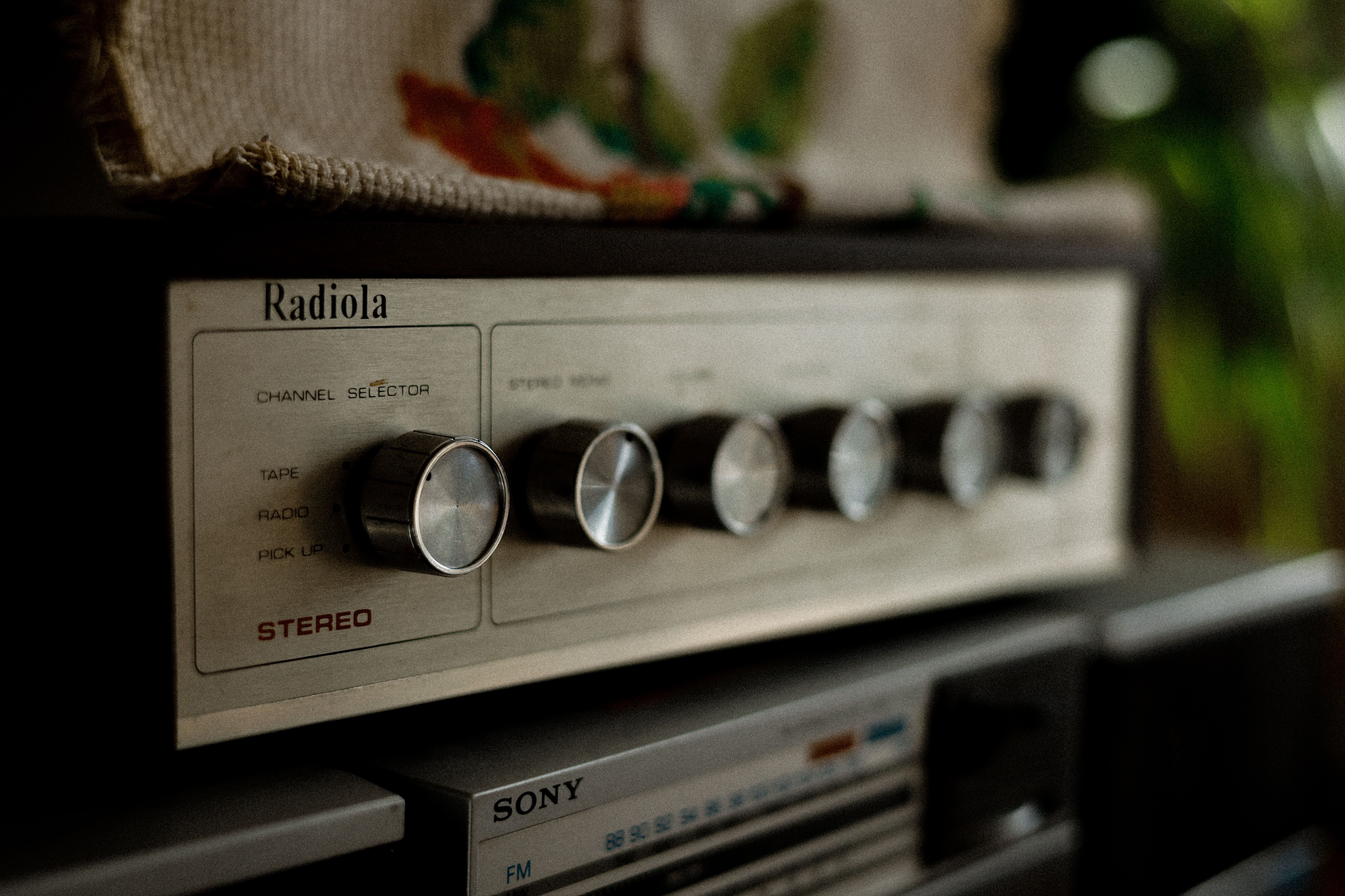 Radio Cassette Walkman Radiola RW6201 Vintage – Années 90 – état Parfait Avec Courroie Neuve