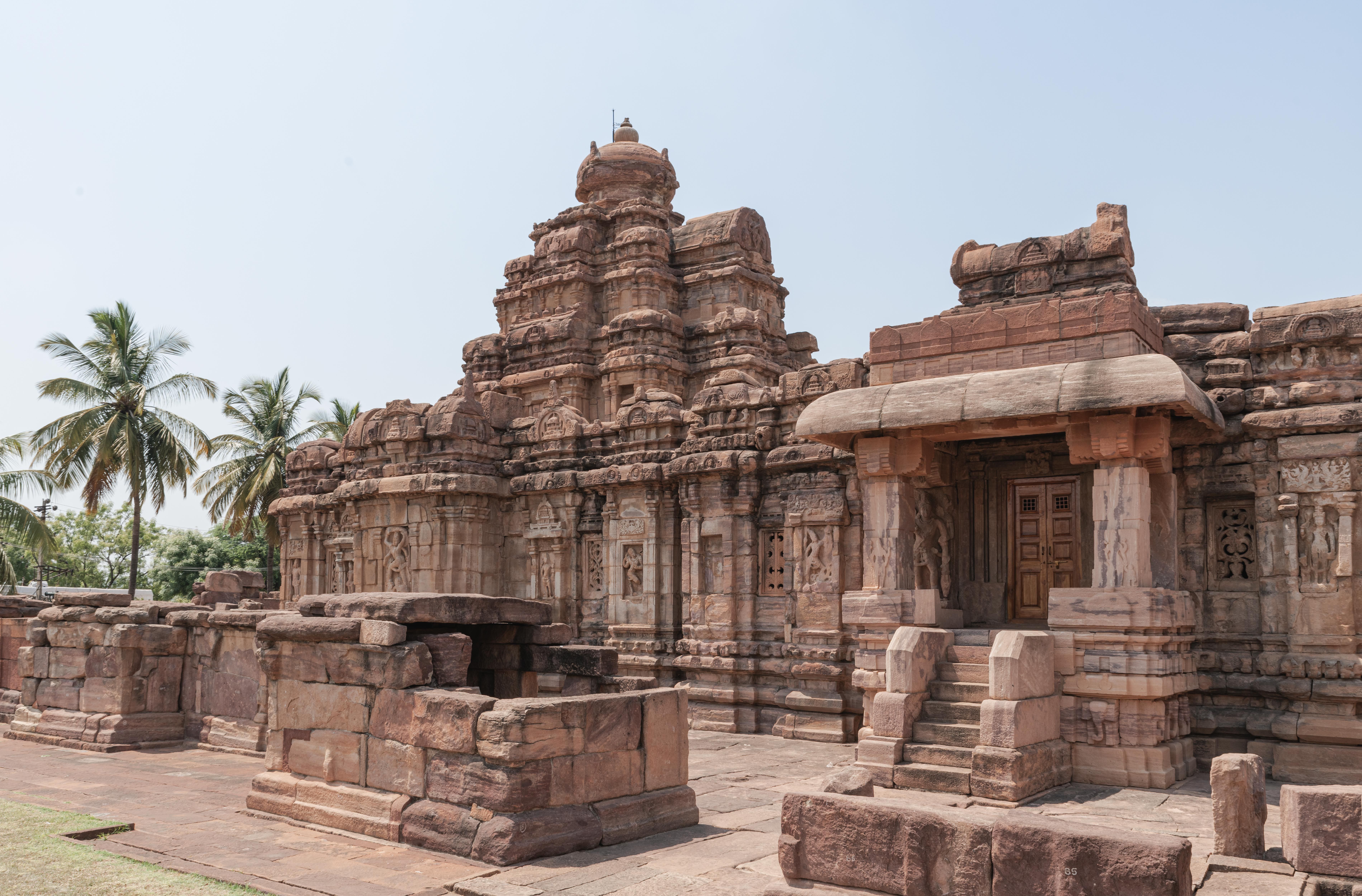 Explore the historic Kailasanatha temple at Pattadakal, Karnataka, with stunning rock architecture.