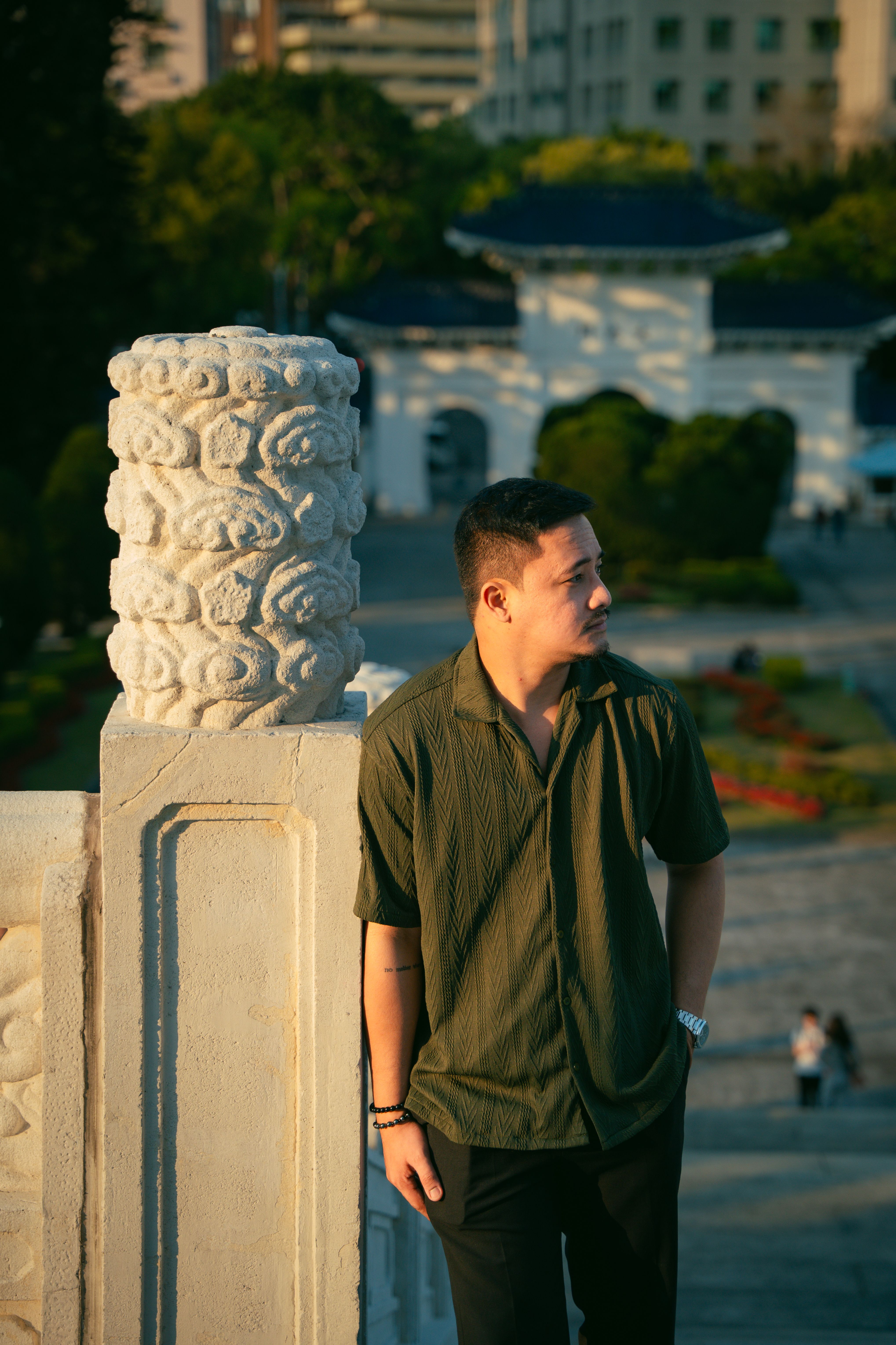 Young man exploring historical architecture · Free Stock Photo