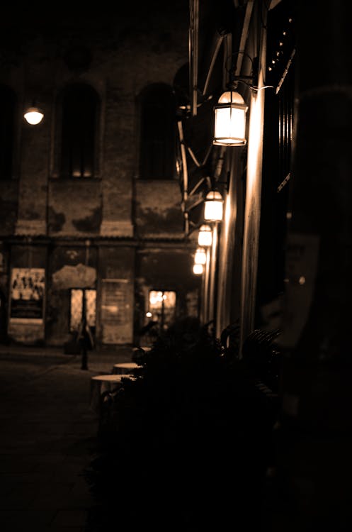 Безкоштовне стокове фото на тему «Вулиця, Ліхтарі, ніч» стокове фото
