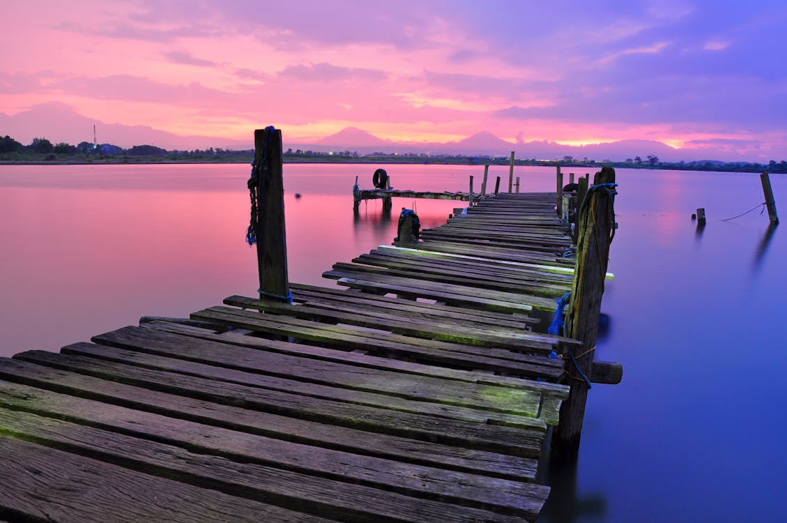 Free Brown Wooden Dock Stock Photo