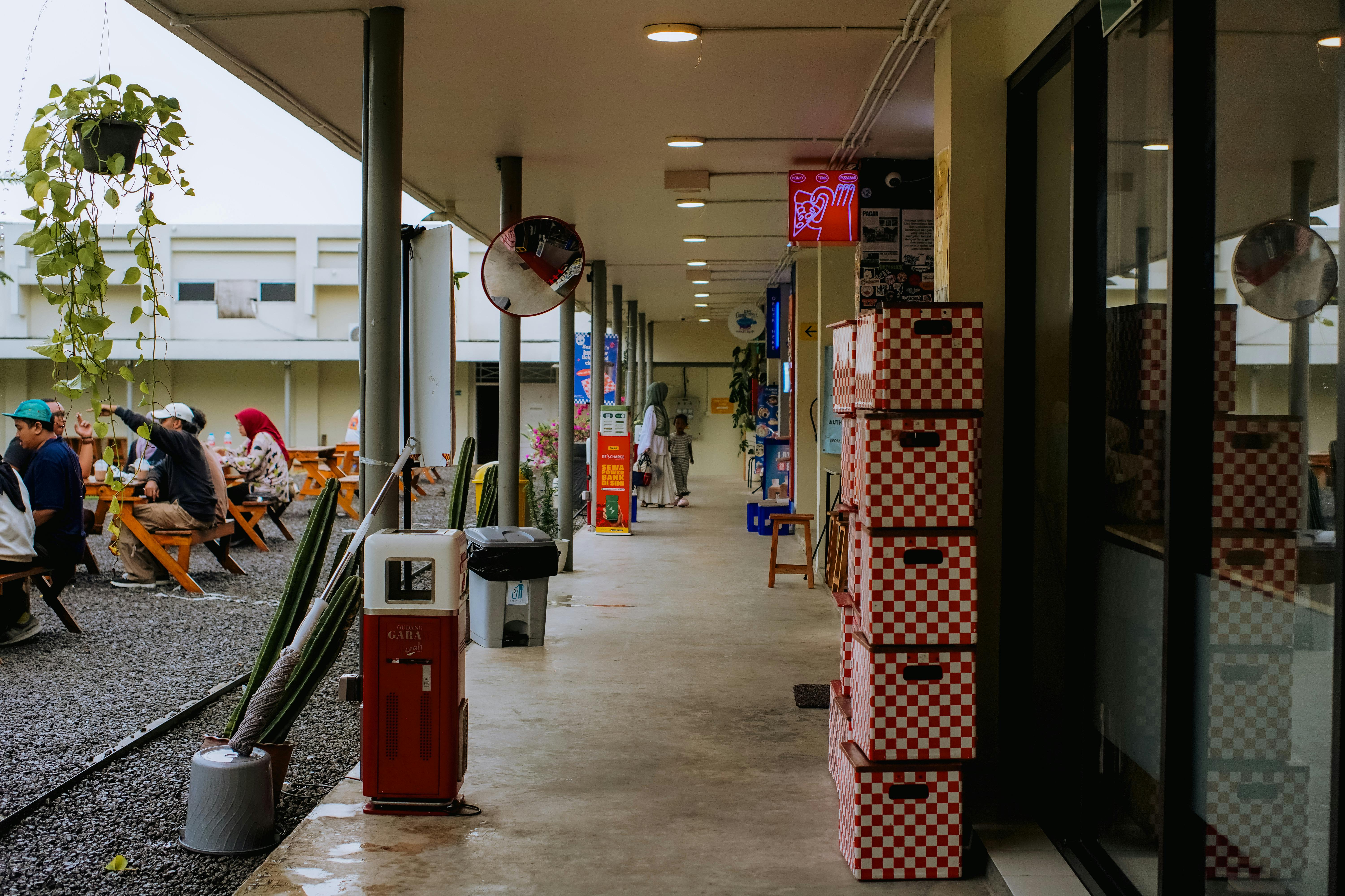 general lifestyle shop ca — Photo by Wellsky on Pexels