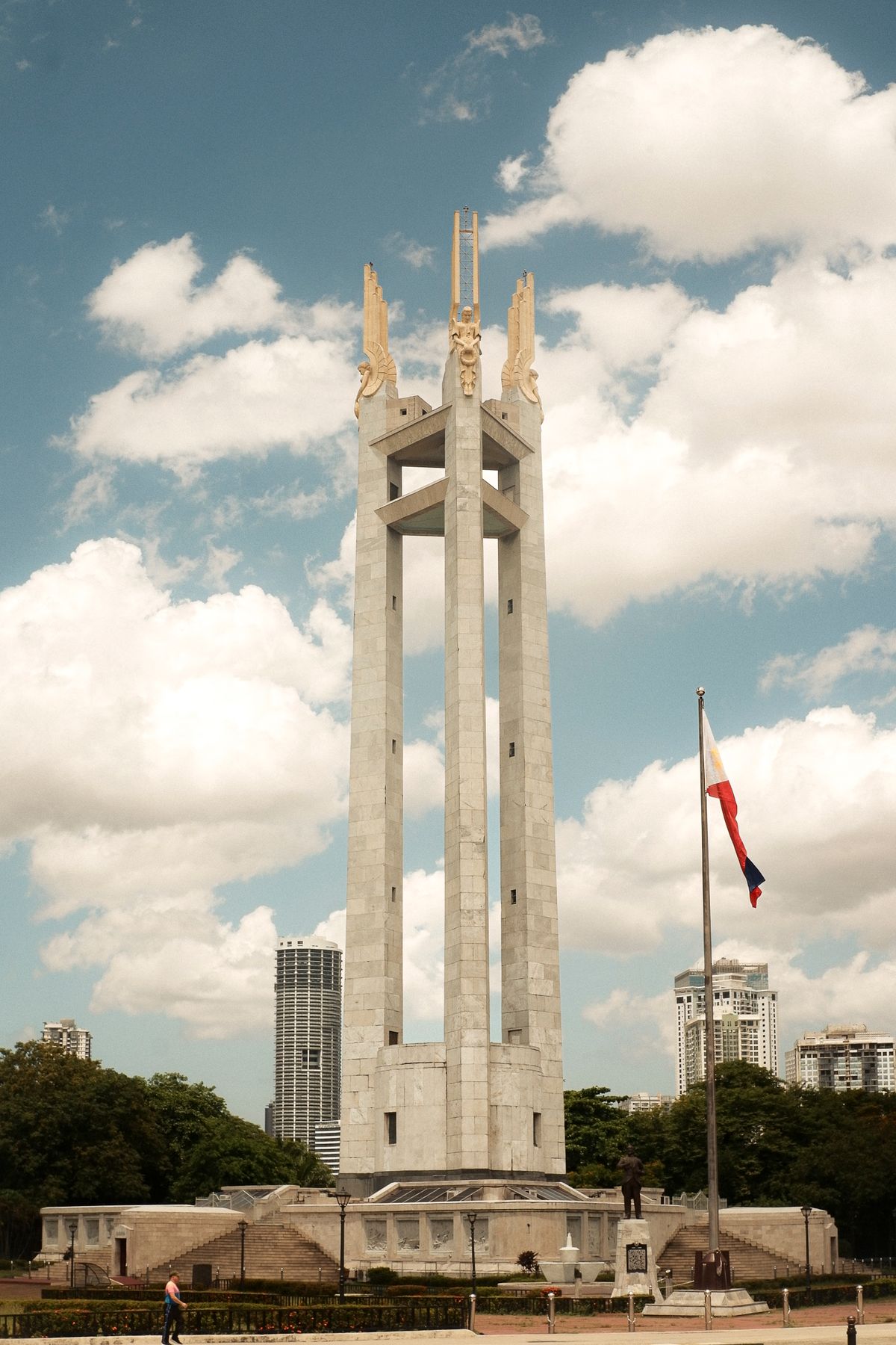 Quezon Memorial Circle monument, Quezon City, Philippines