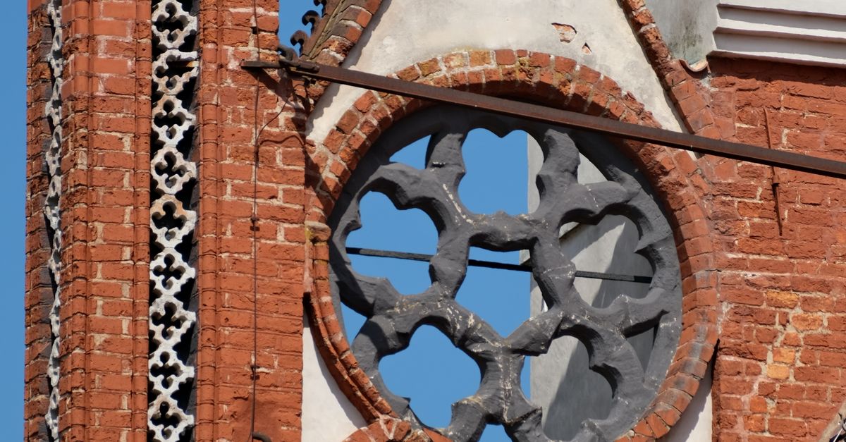 Gothic Brick Pattern Detailed Gothic Brick Architecture Close-up · Free Stock Photo