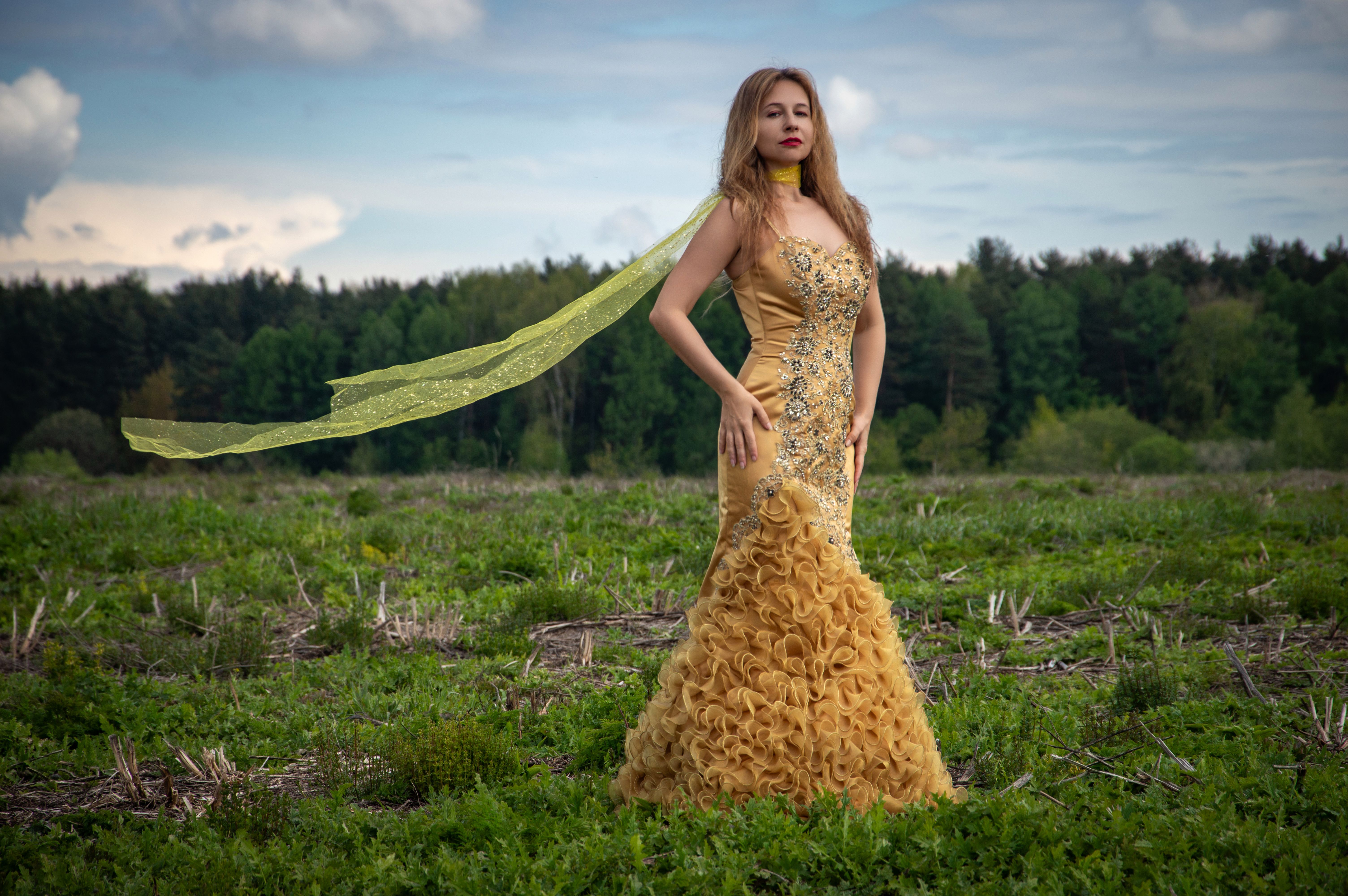 Donate Old Prom Dresses Photos, Download The BEST Free Donate Old Prom  Dresses Stock Photos & HD Images
