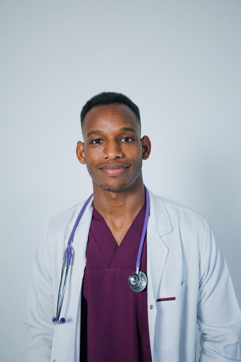 Portrait of Dr. Daniel Mensah, Retina Care specialist