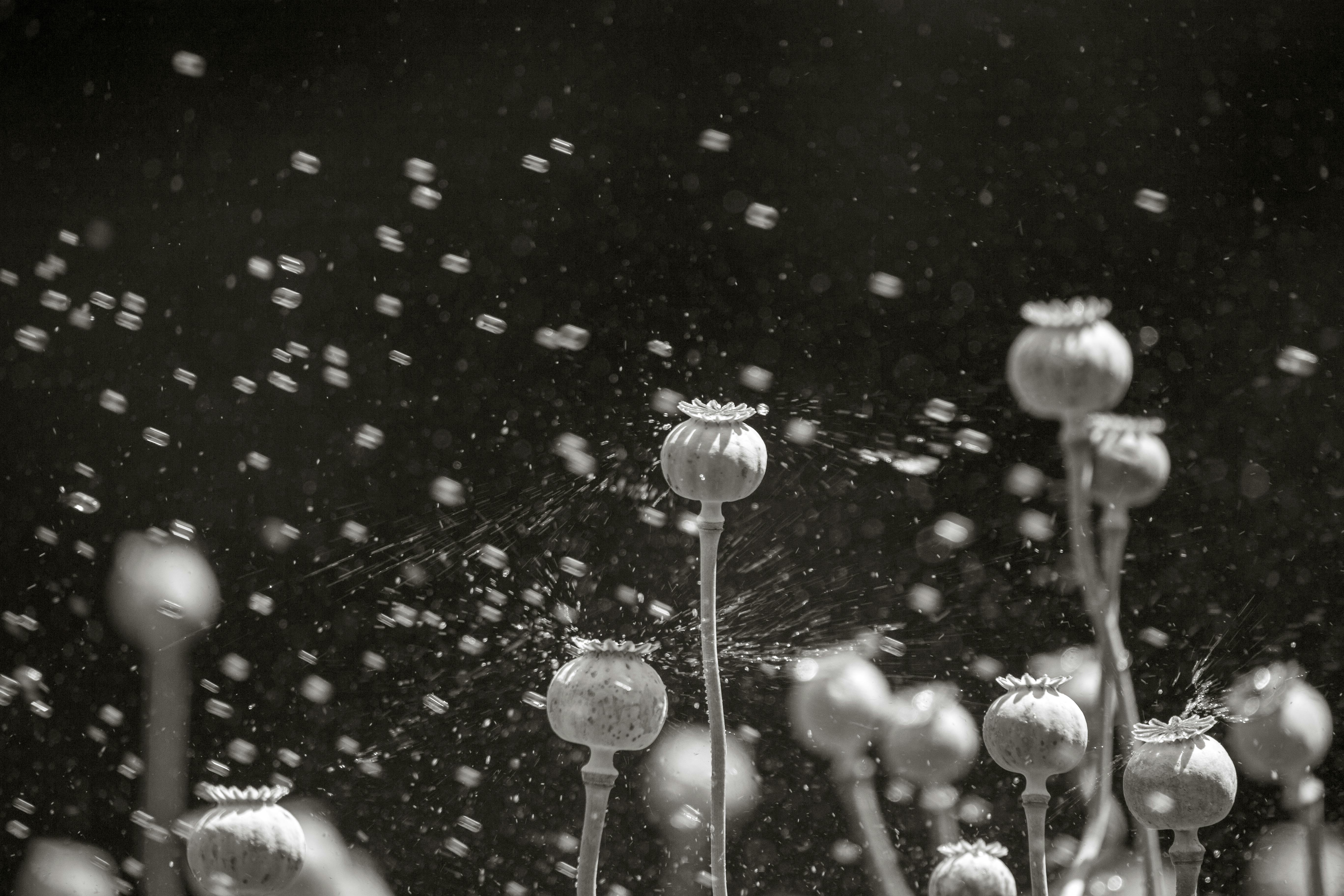 S’étouffer avec sa salive en dormant : causes et solutions pour un sommeil paisible