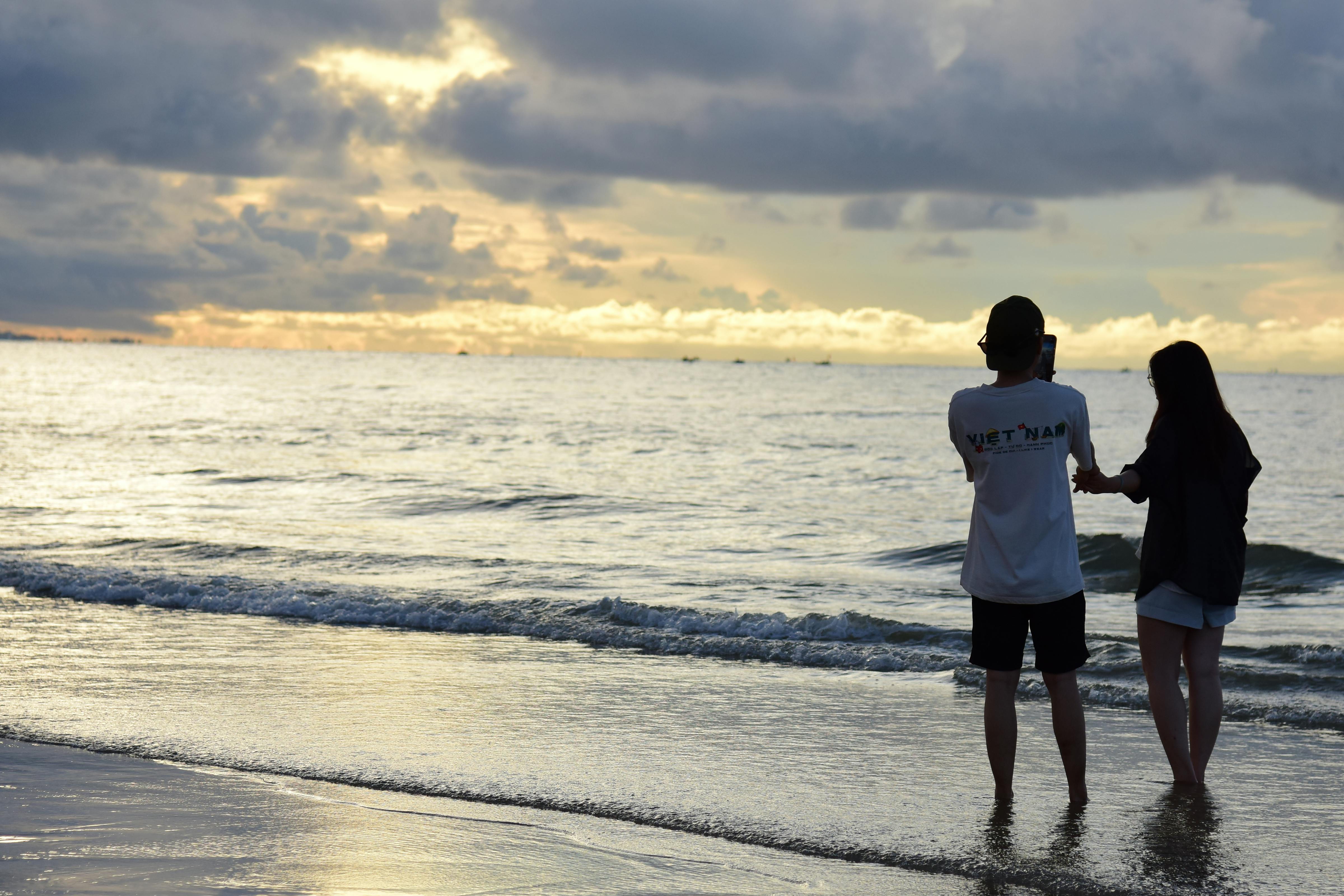 ## The Relationship Between Cloud SDKs and Microservices