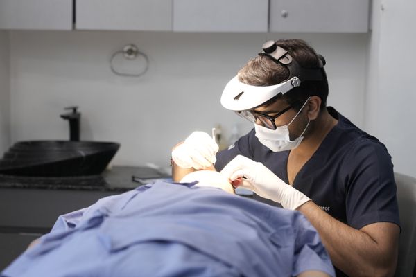 GFC growth factor concentrate hair therapy at Mumbai hair transplant clinic