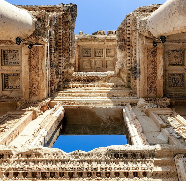 Ancient Roman Architecture in Ephesus, Türkiye · Free Stock Photo