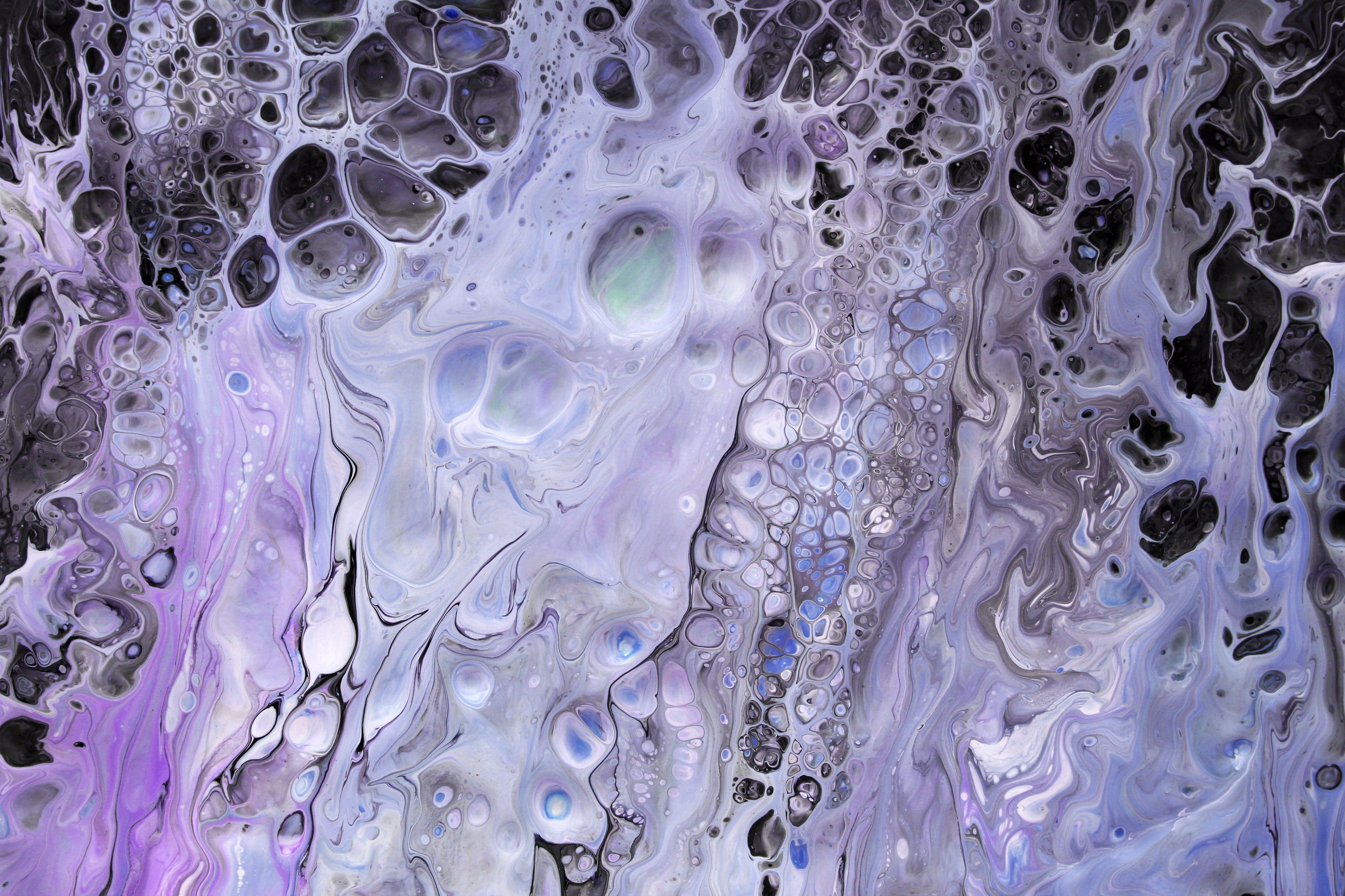 Versatile Acrylic Pouring: Techniques, Tips, and Community Support
