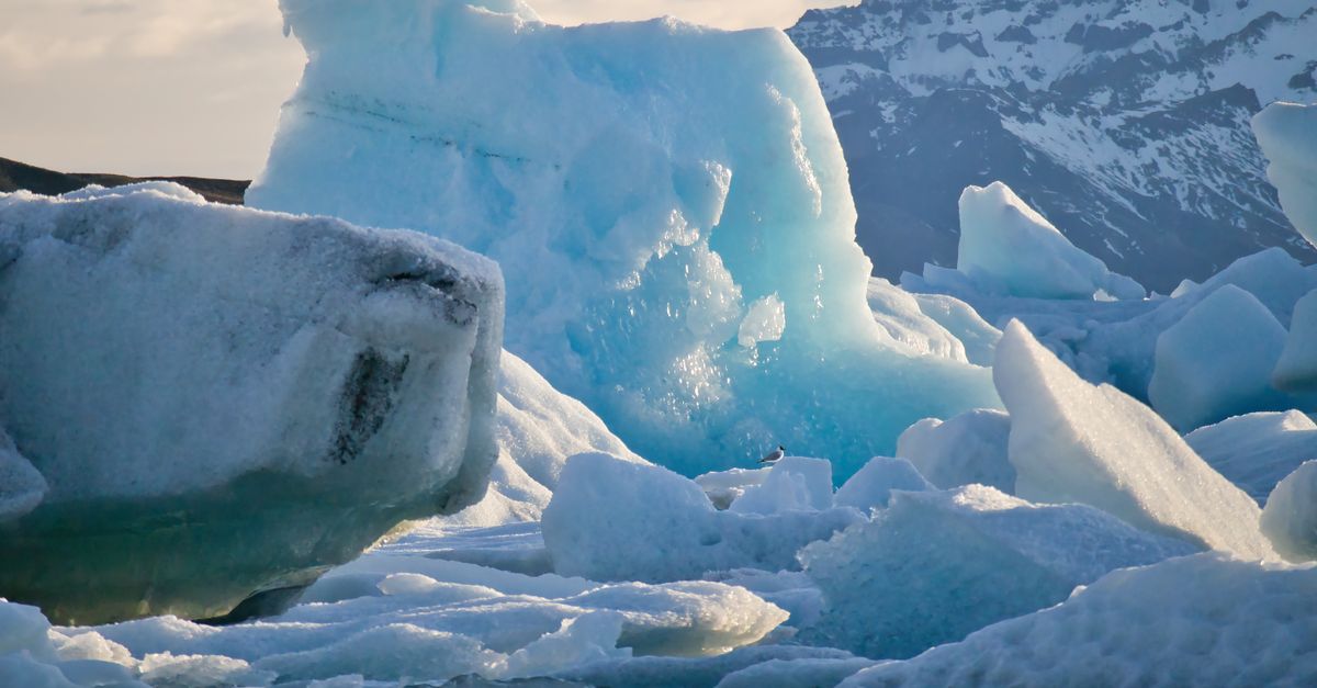 How Iceland’s energy transition advances low-carbon communities and social goals How Iceland’s energy transition advances low-carbon communities and social goals