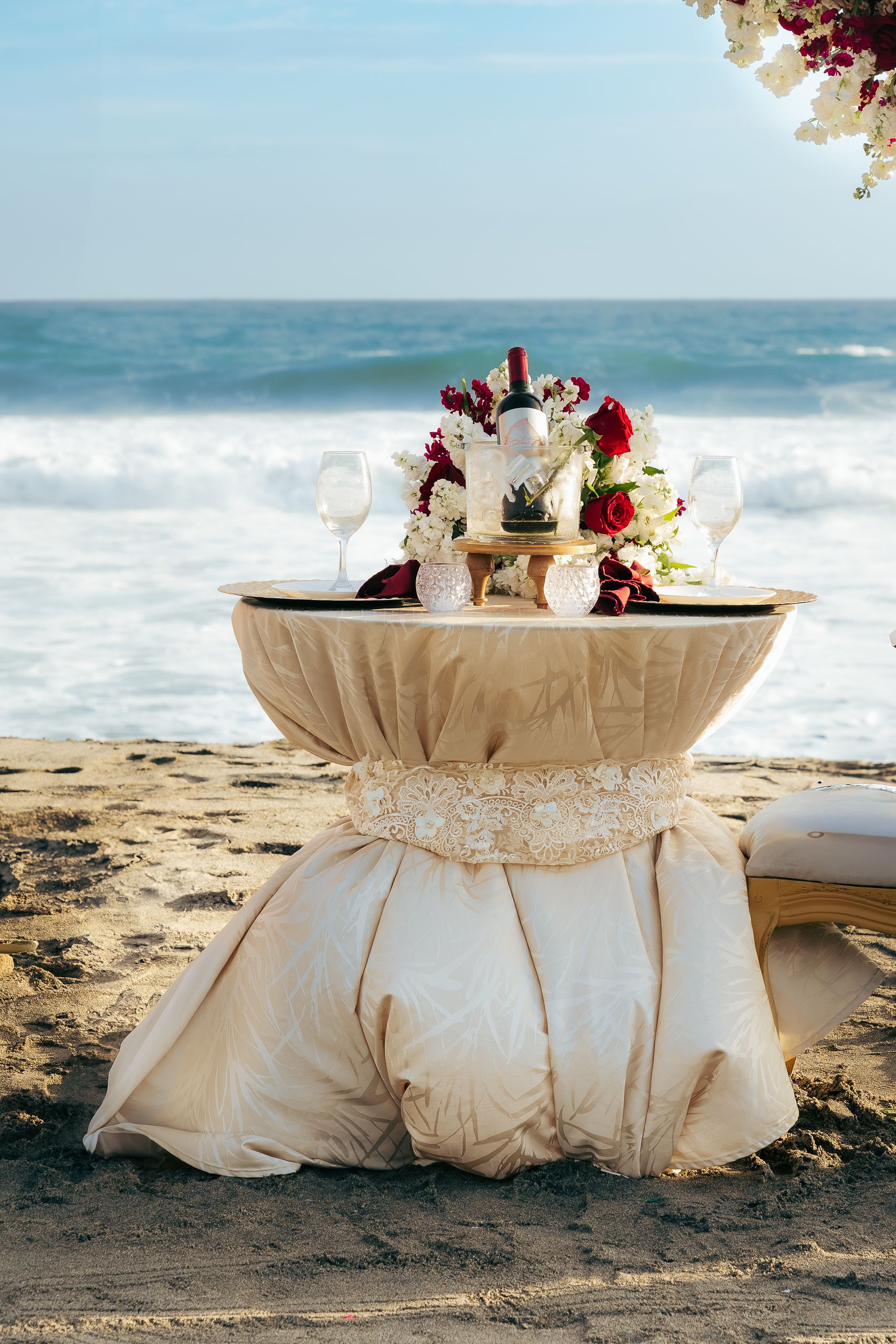 Elegant Beach Wedding Table Setting by the Ocean · Free Stock Photo