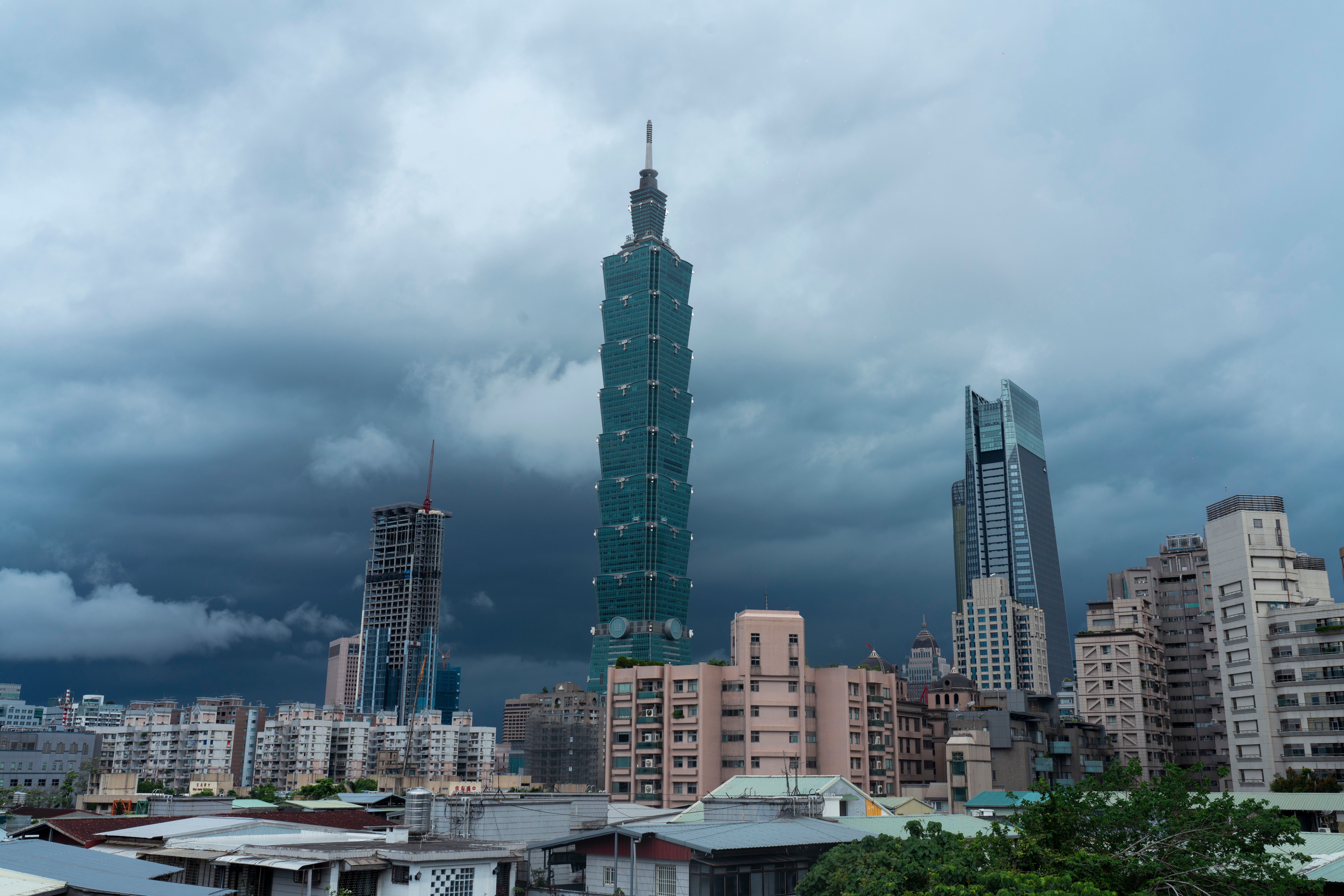 Taipei skyline untuk panduan proses visa Taiwan