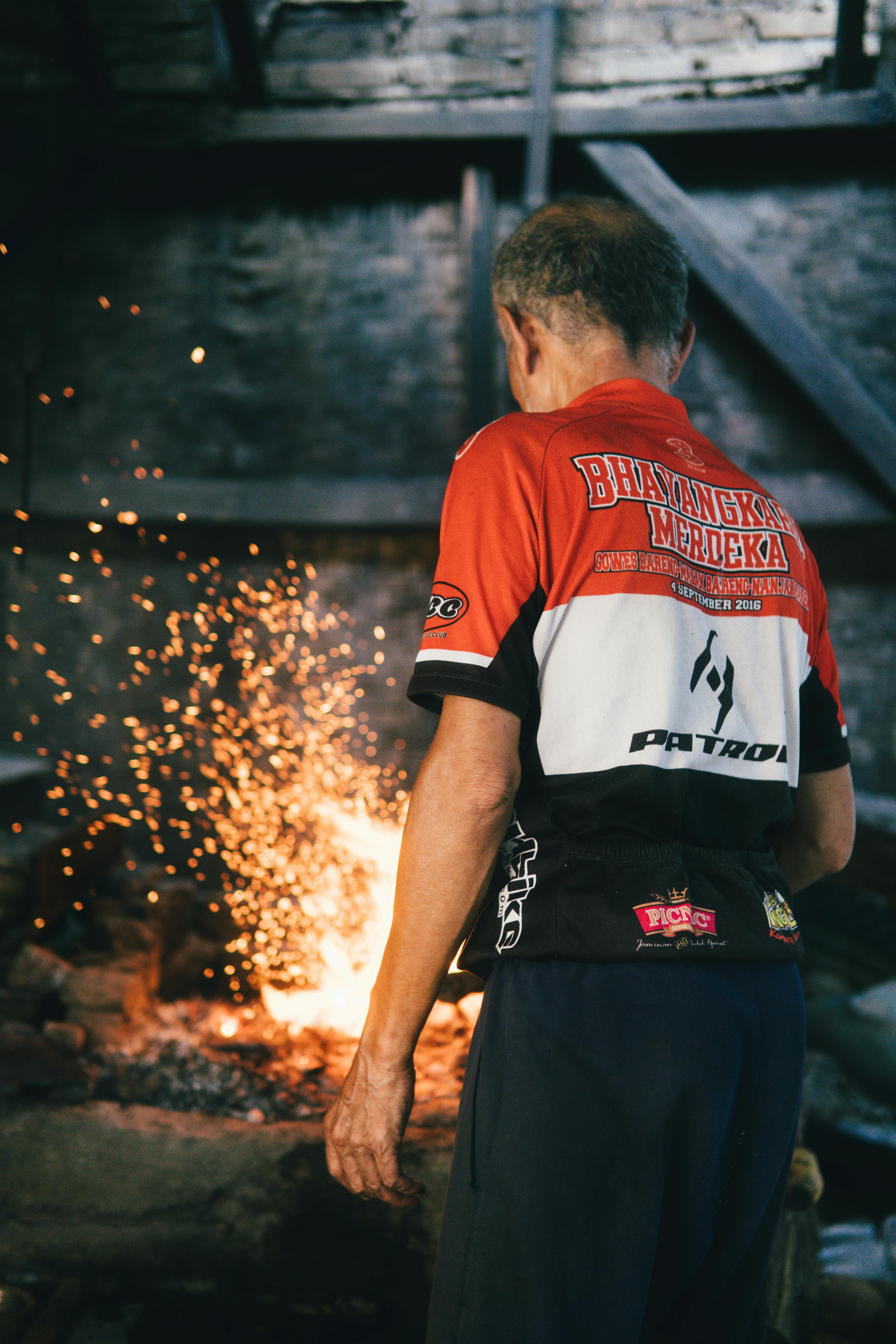 Best Part-Time Jobs for Seniors Worldwide: Retirement Age Trends & Opportunities