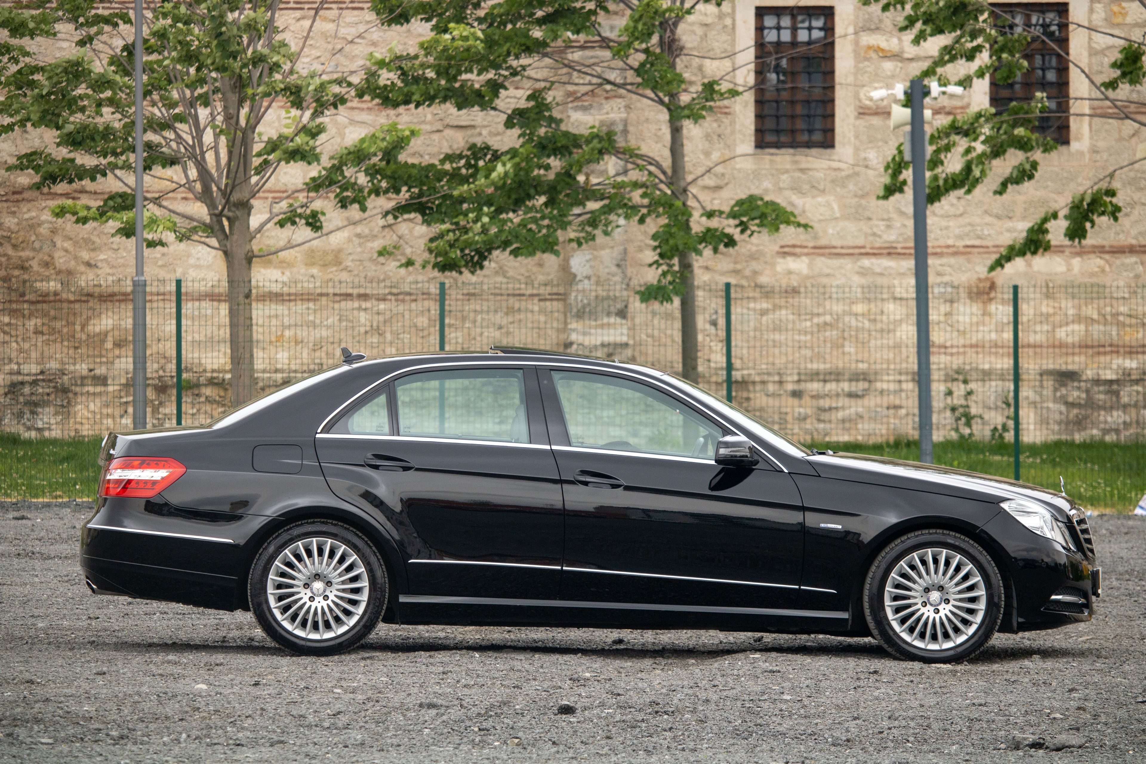 A chauffeur-driven journey at dusk
