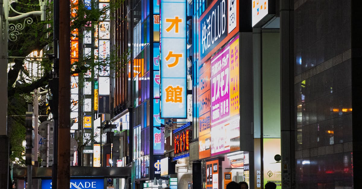 智邦科技助攻 身障青年變身行動小老闆 雞蛋糕香飄校園自力更生