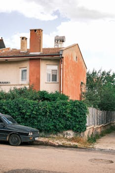 News report: Possible home invasion at Bollywood actor Aditya Roy Kapur's residence. Police investigation underway.  Security breach.