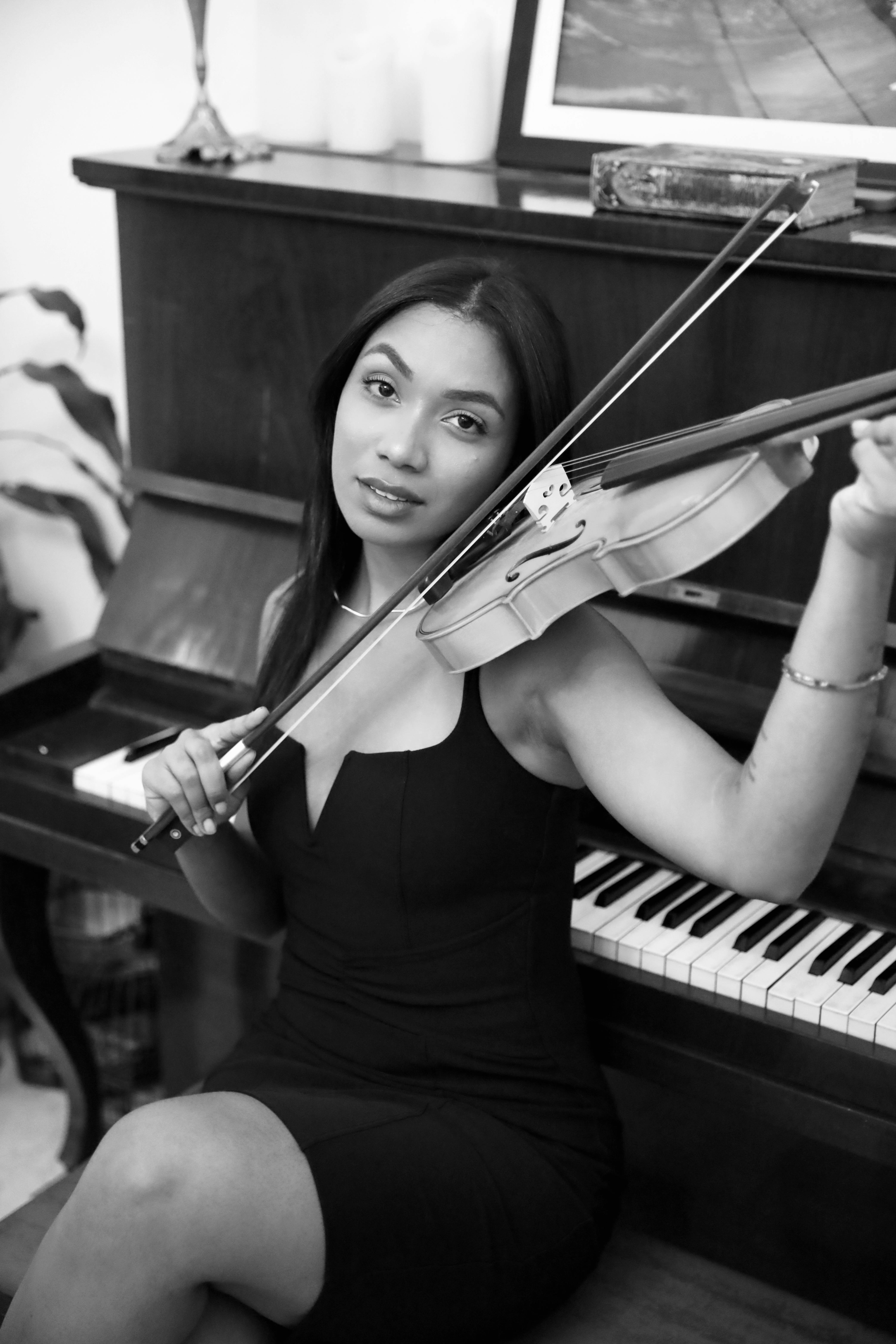 Lady Sonia Photos, Download The BEST Free Lady Sonia Stock Photos & HD