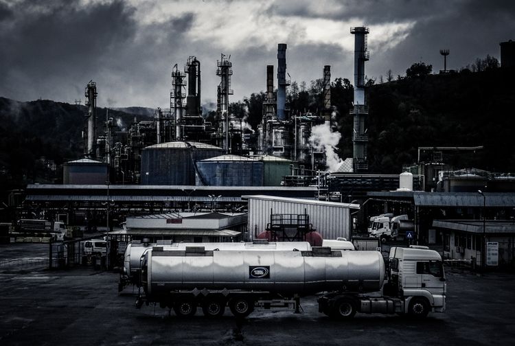 Natural gas pipeline