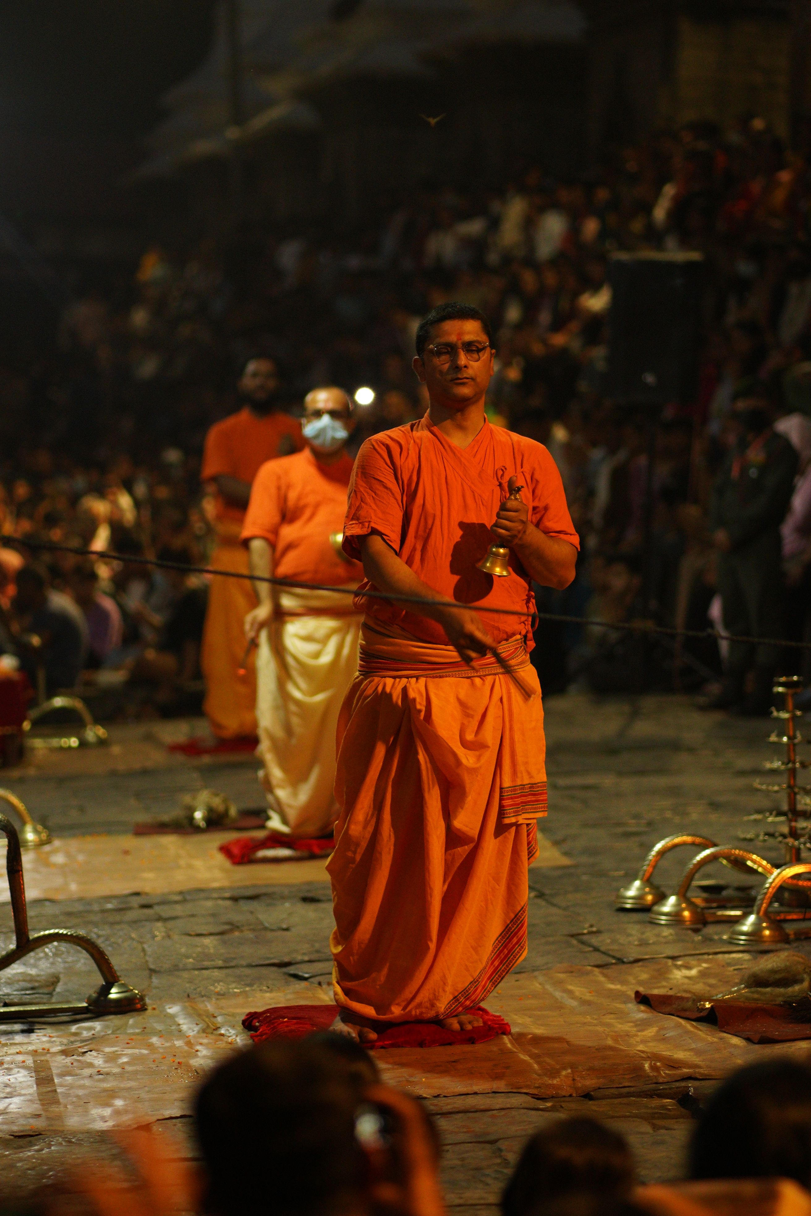 Ceremonia Espiritual En El Templo Pashupatinath · Foto de stock gratuita